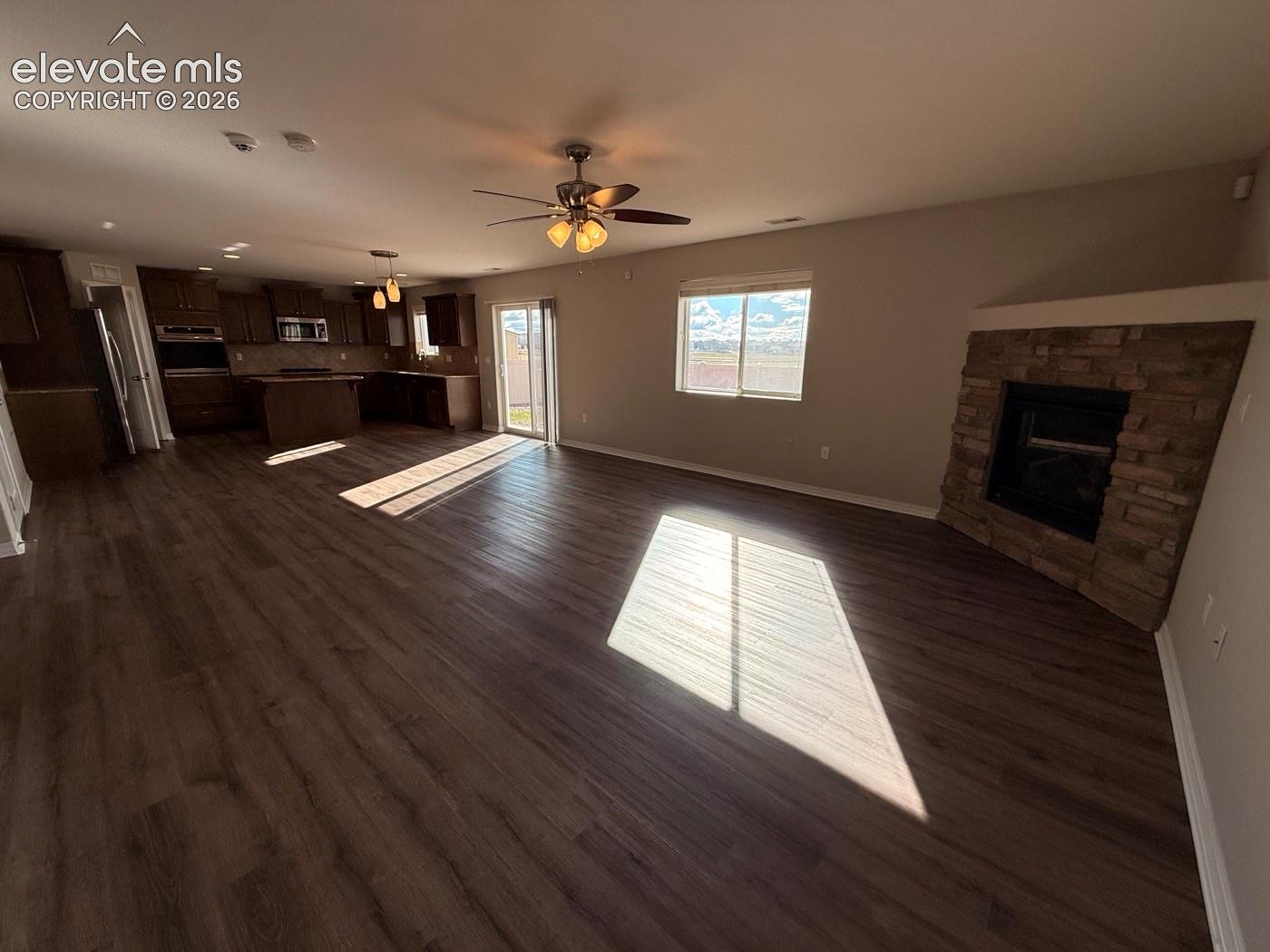 Listing photo 11 for 7227 Trione Lane