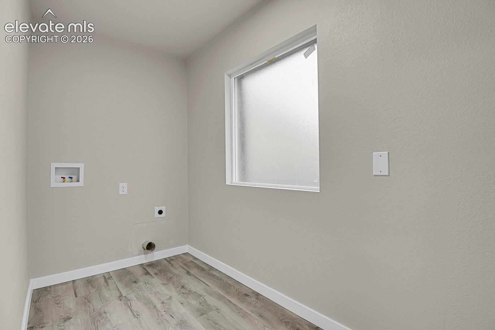 Listing photo 37 for 2614 Gunnison Street