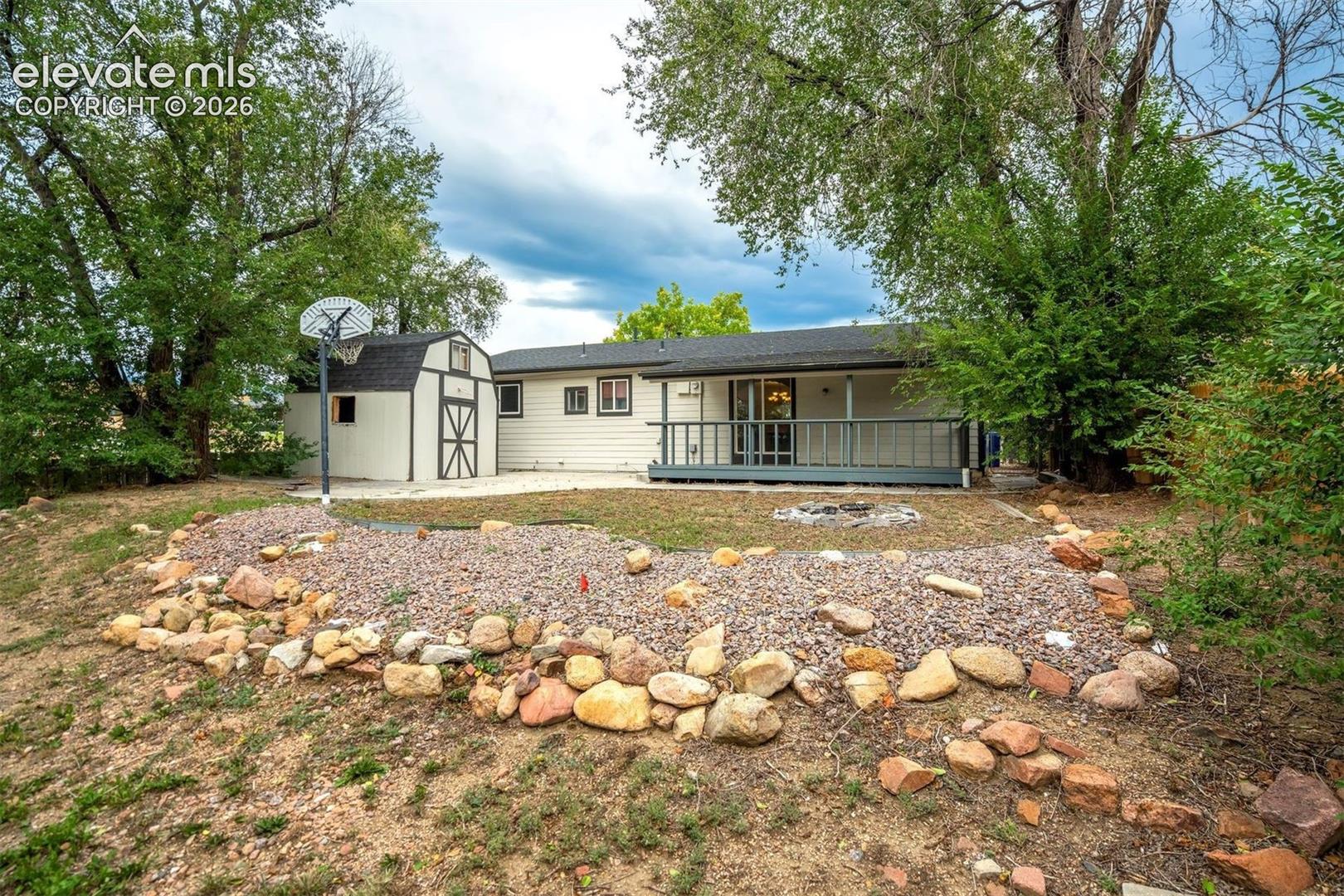 Listing photo 40 for 3415 Bridgewood Lane