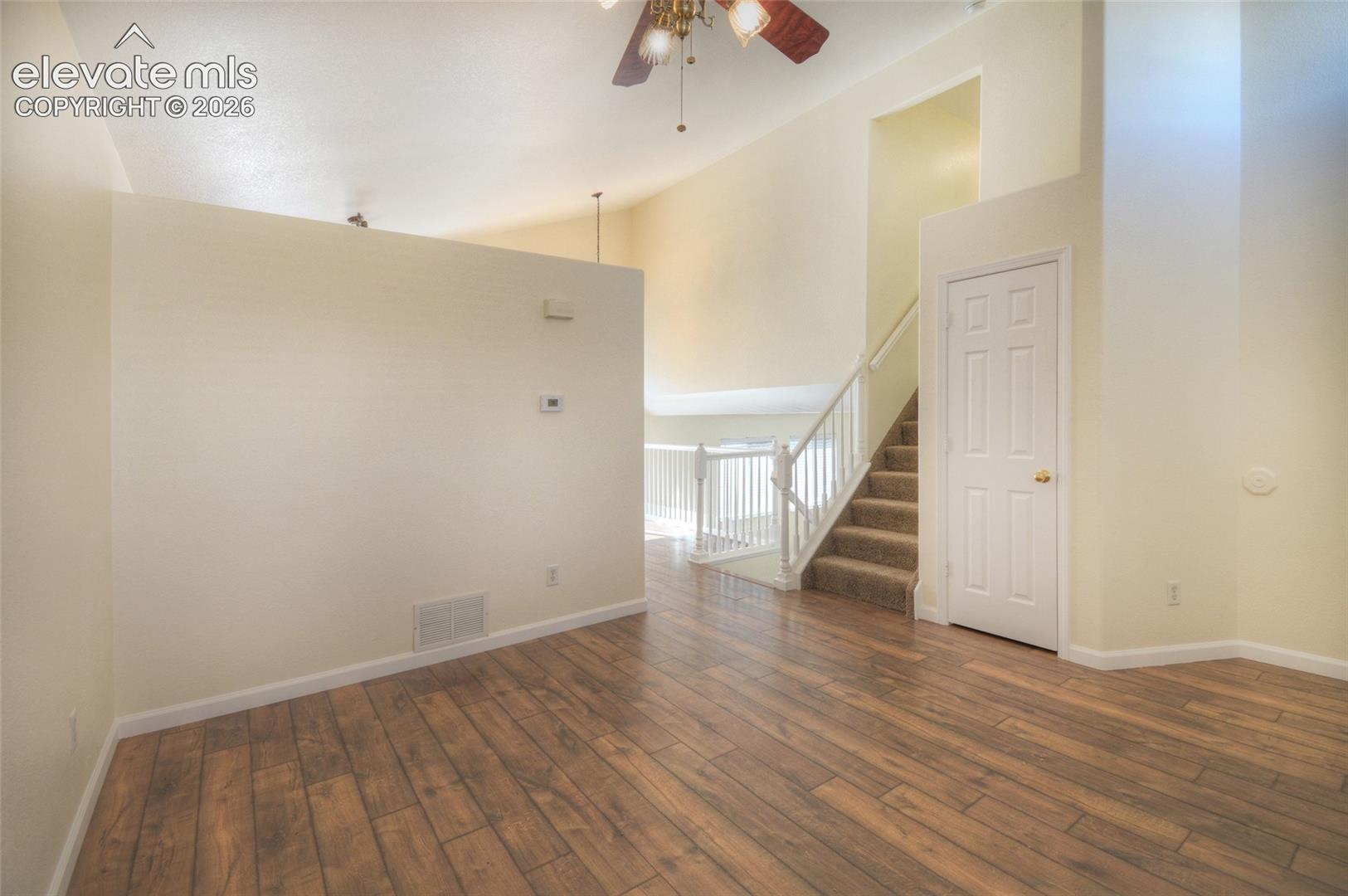 Listing photo 5 for 4820 Pathfinder Drive