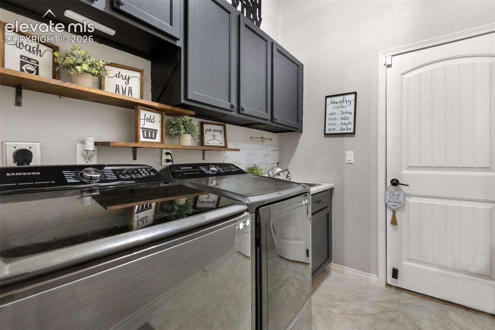 Listing photo 20 for 10388 Mt. Wilson Place