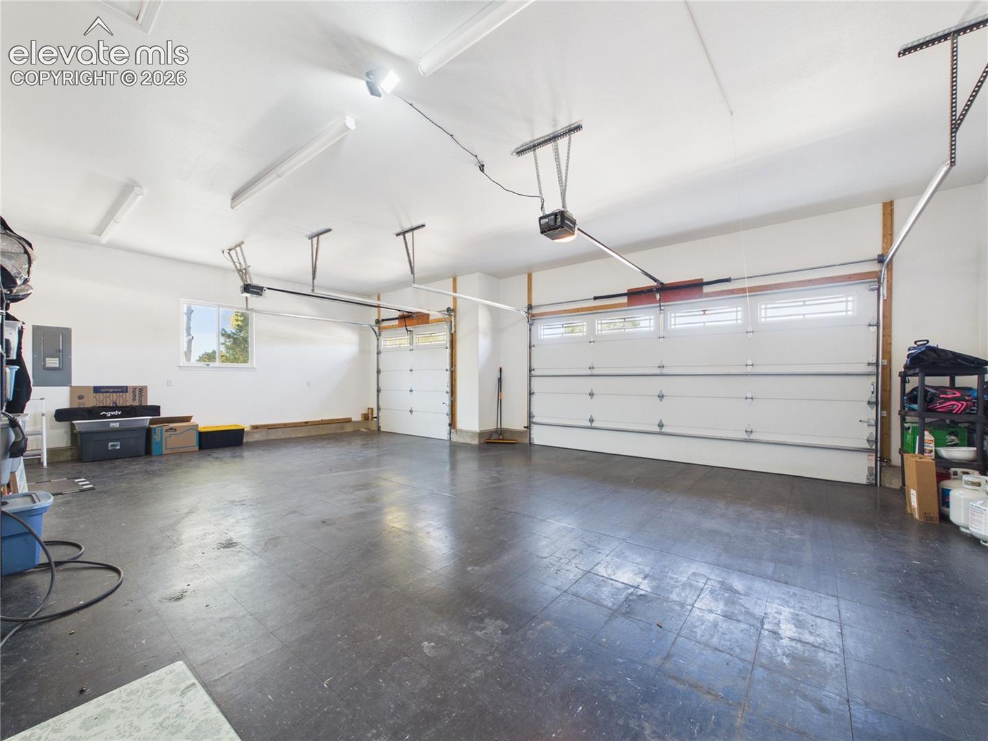 Listing photo 40 for 58 S Villa Del Sol Court