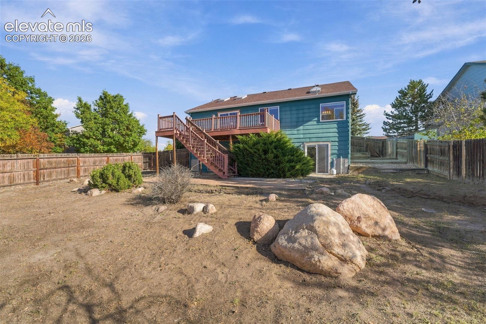 Listing photo 37 for 8140 Radcliff Drive