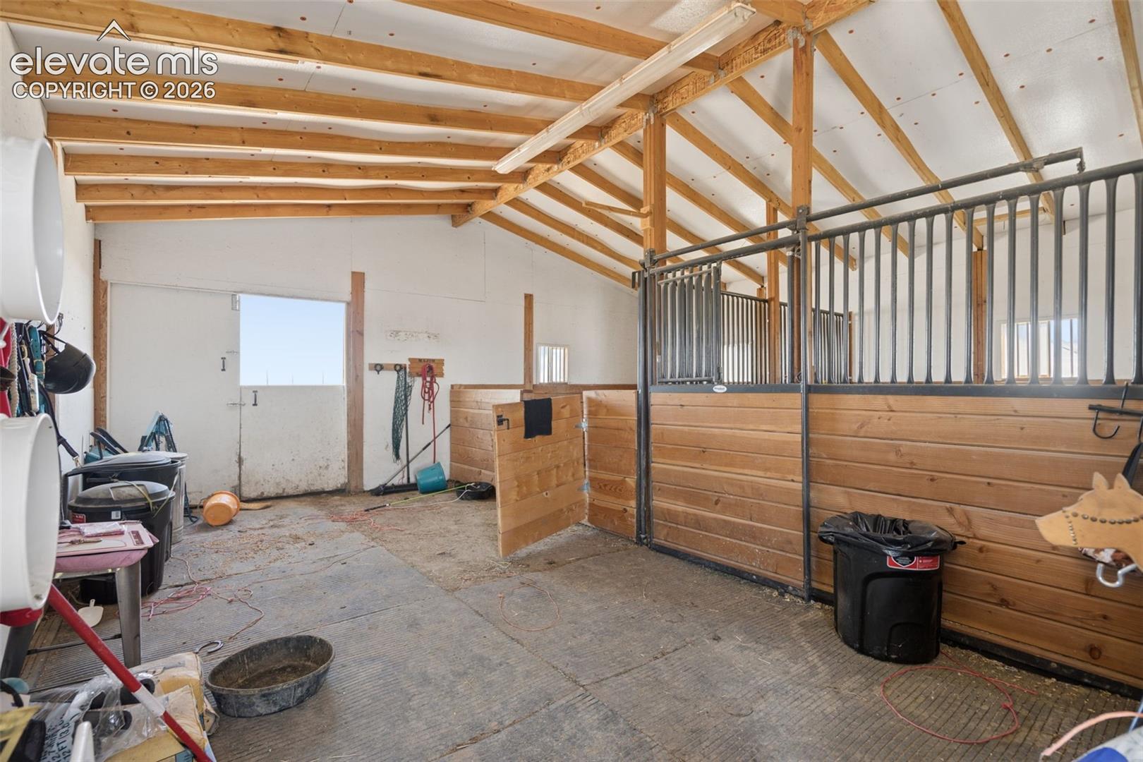 Listing photo 38 for 28230 Washington Road