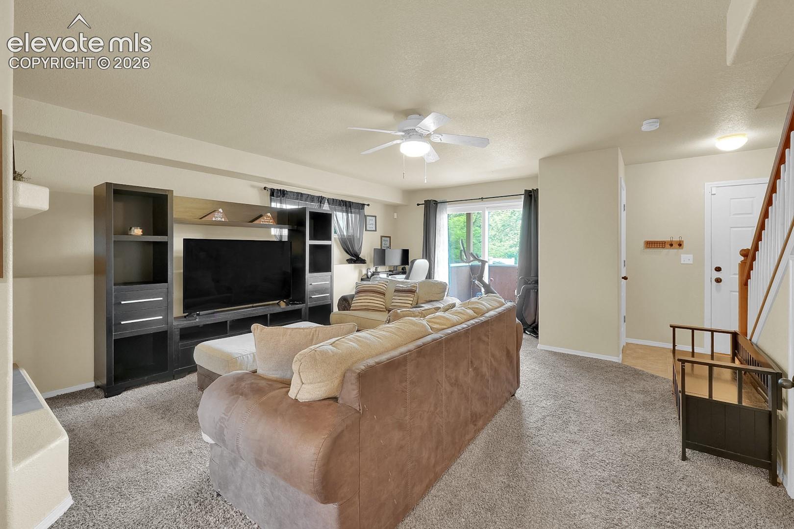 2280 La Salle Street, photo 9