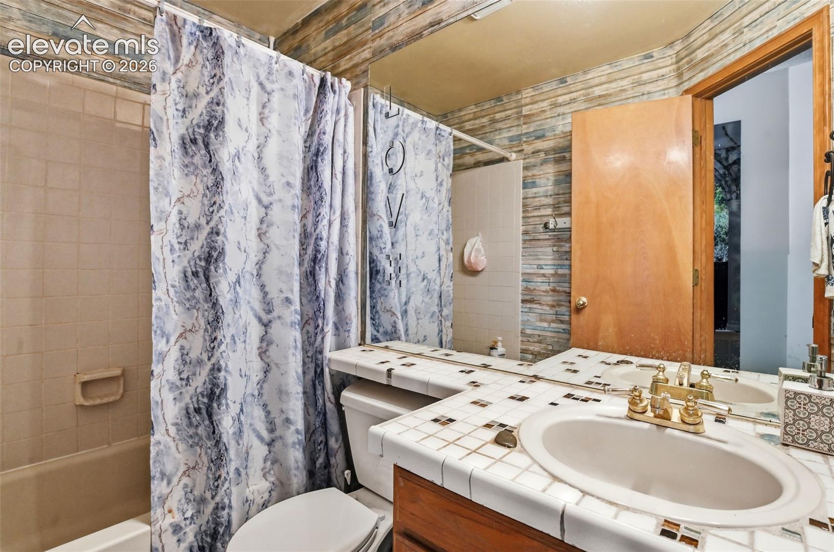 8435 Avens Circle, photo 34