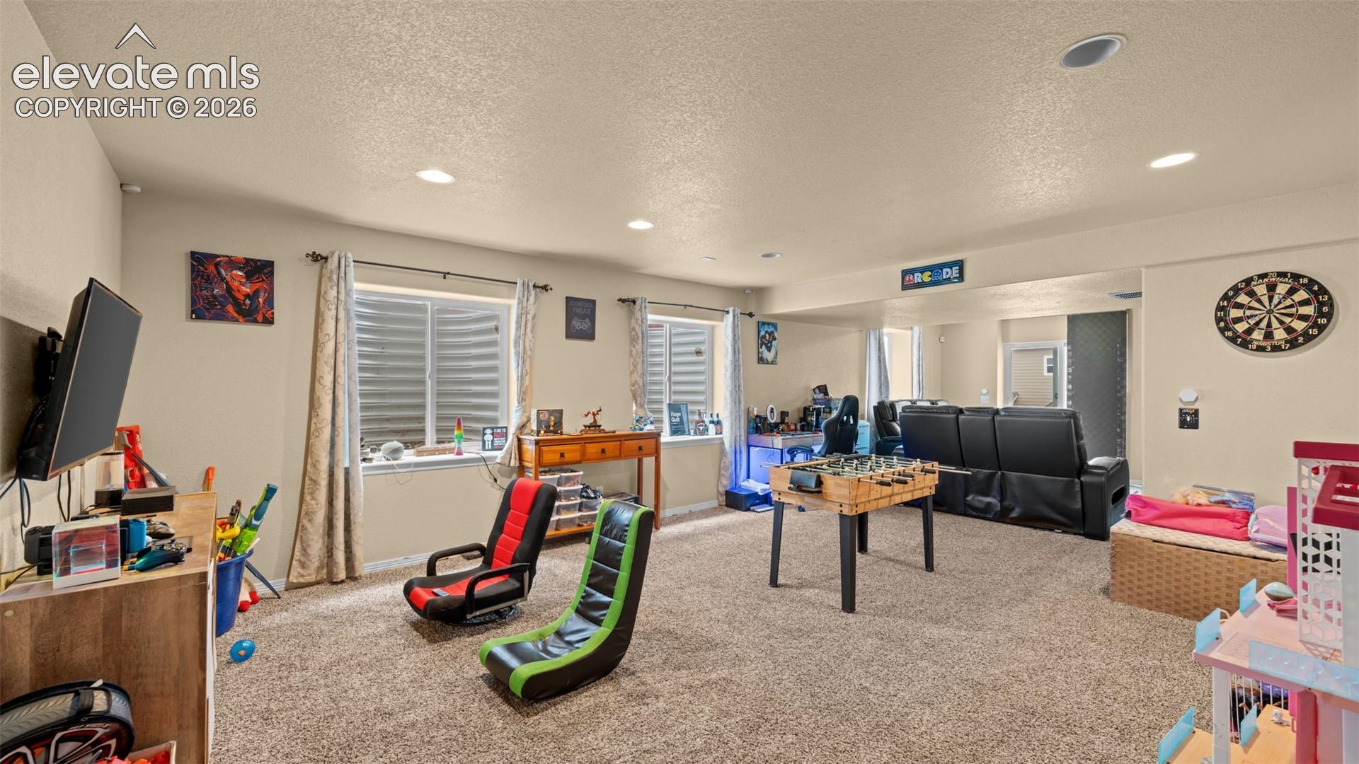 Listing photo 28 for 7822 Wythe Drive