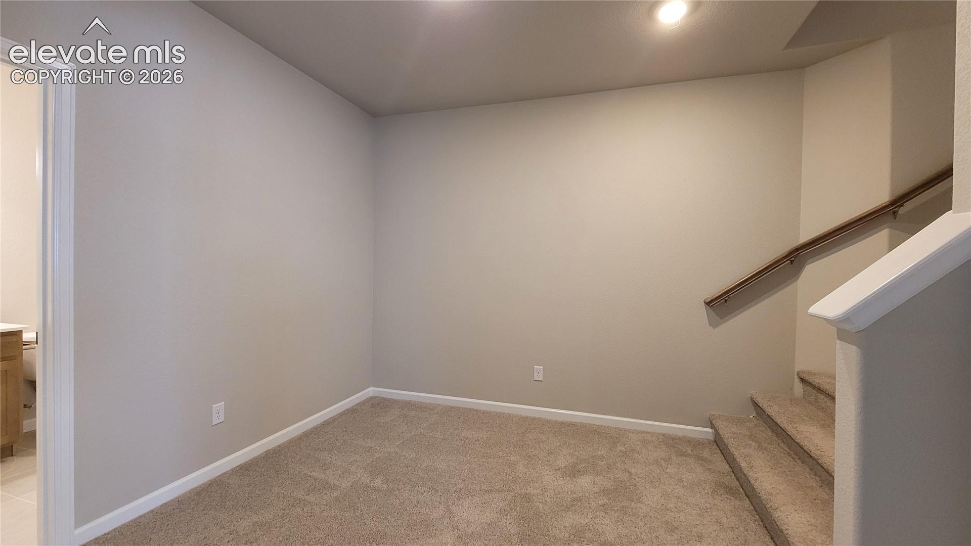 Listing photo 33 for 10651 Wolf Lake Drive