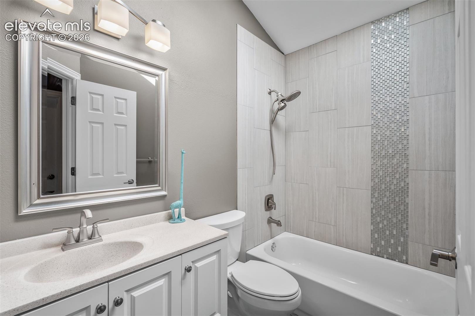 Listing photo 32 for 7810 Conifer Drive
