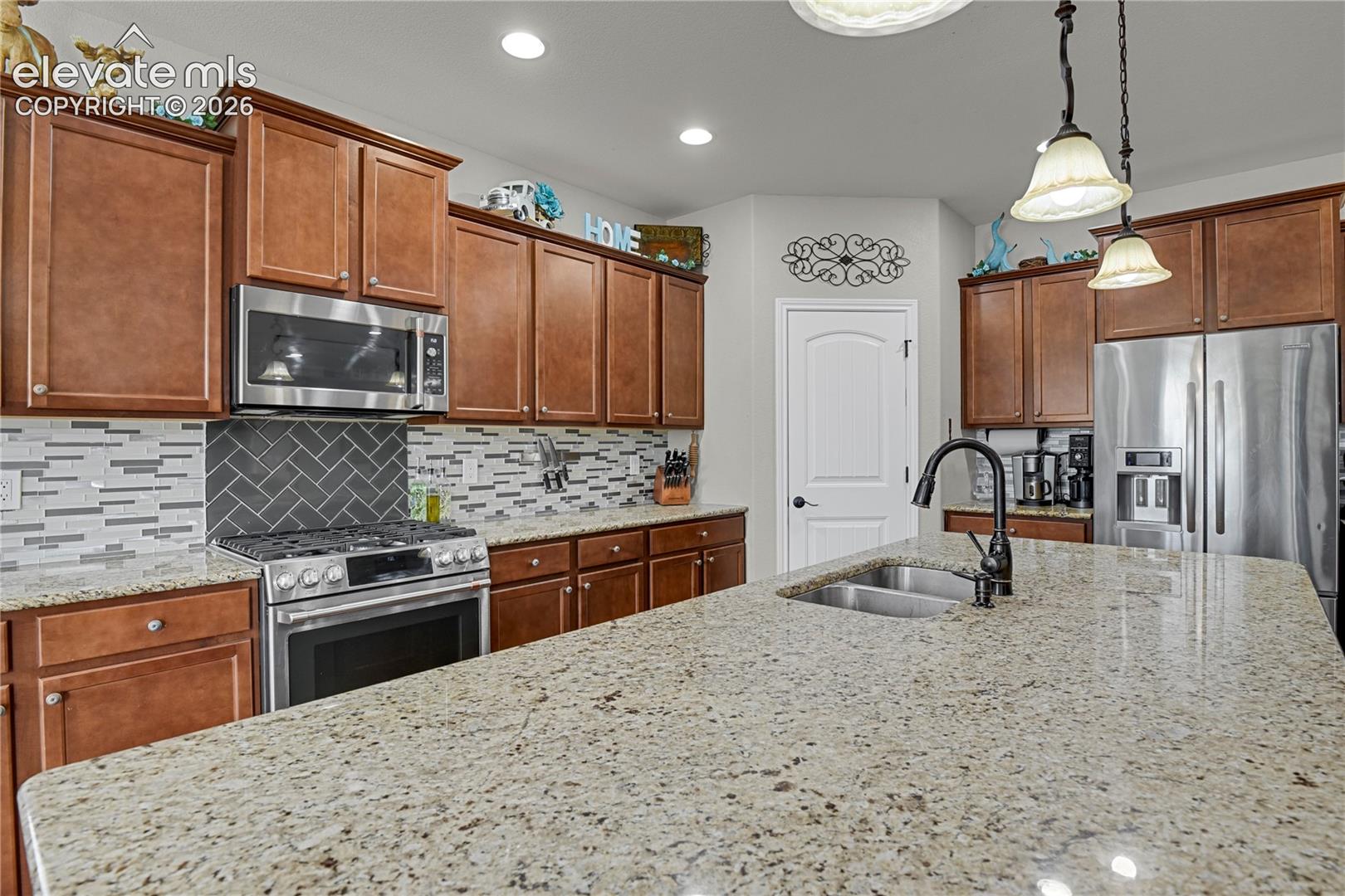 7158 Spring Linden Court, photo 9