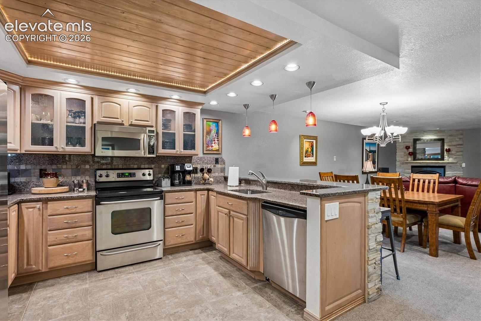 Listing photo 27 for 2464 W Wolfensberger Road