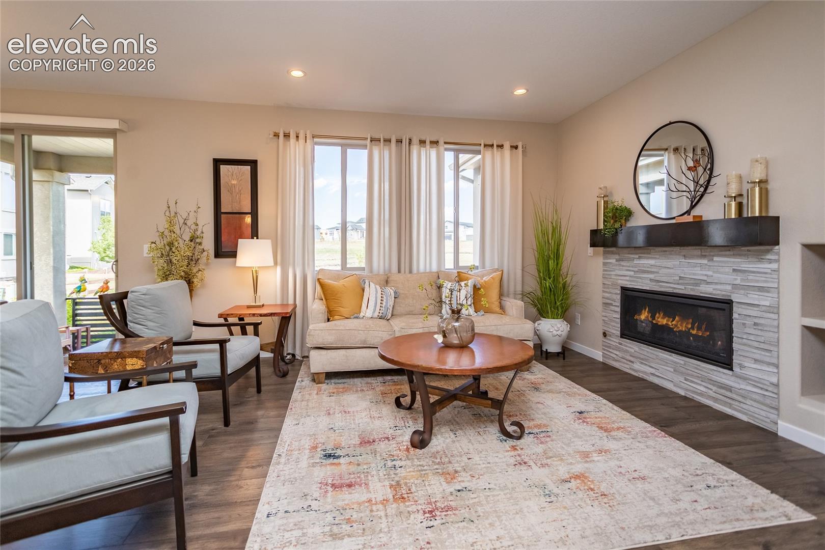 Listing photo 2 for 6340 Harney Drive