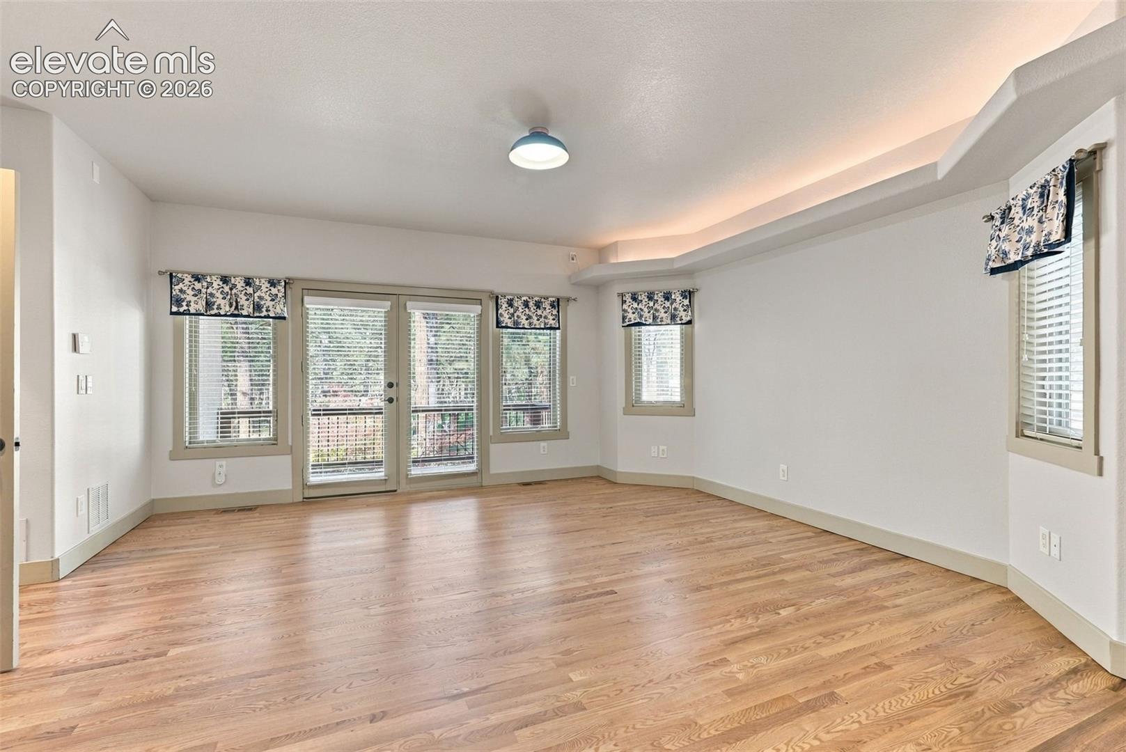 Listing photo 27 for 18825 Pagentry Place