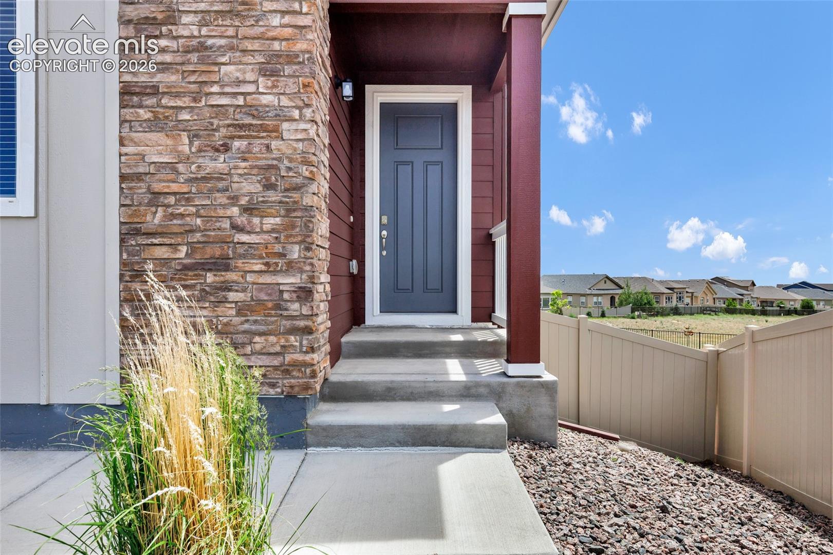 Listing photo 4 for 12951 Ranch Gate Drive
