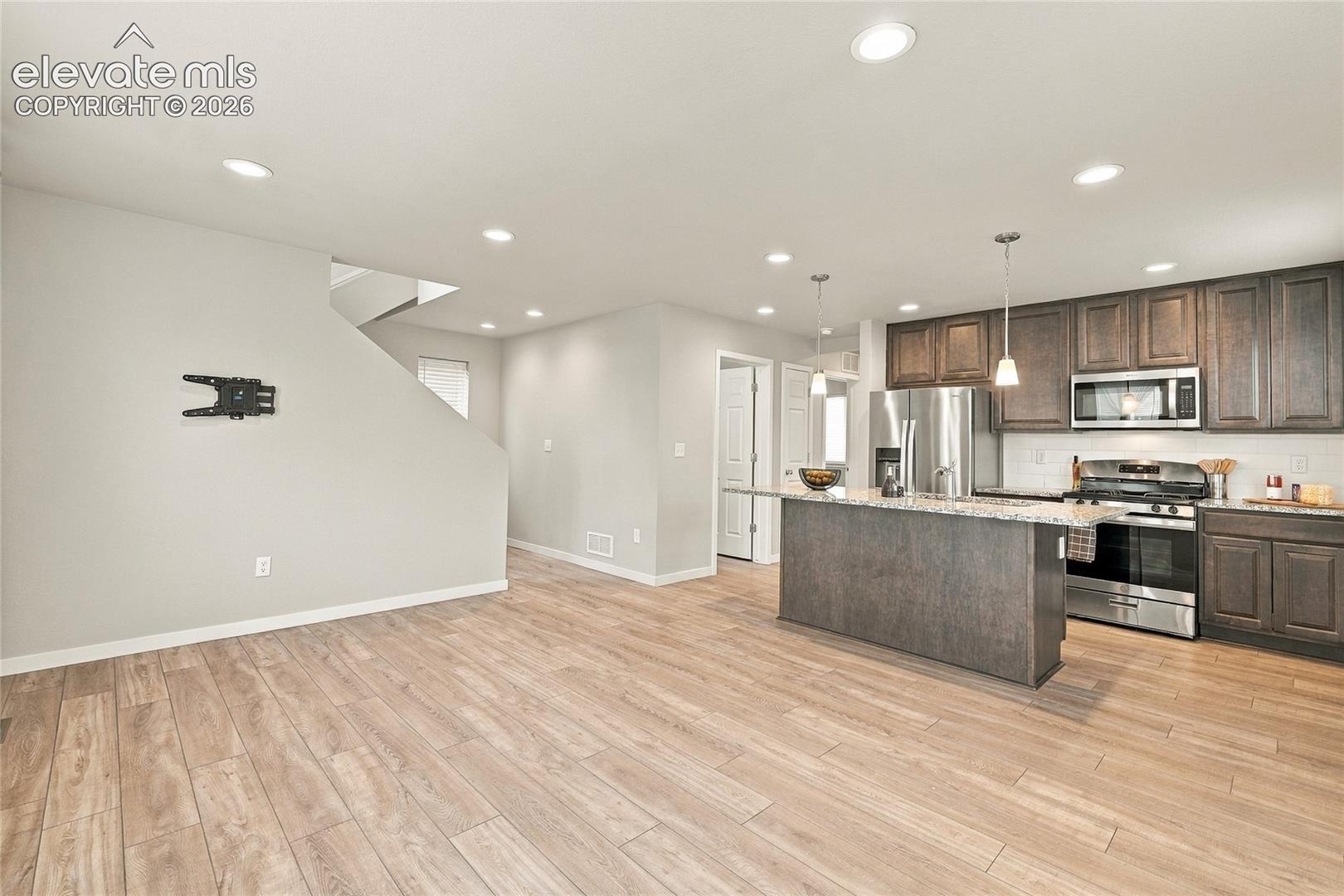 9149 Castlebear Drive, photo 11