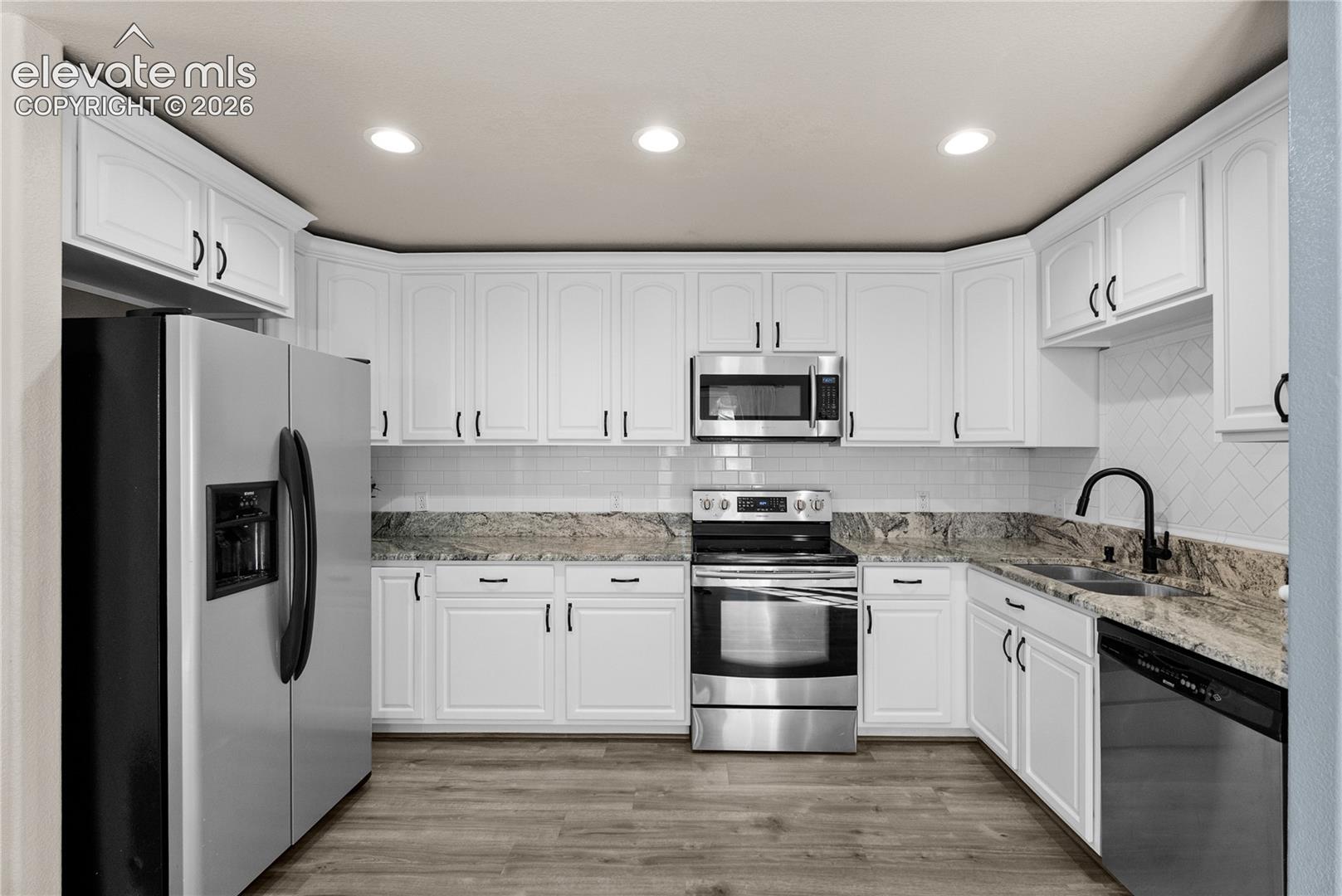Listing photo 9 for 12536 Catch Pen Road