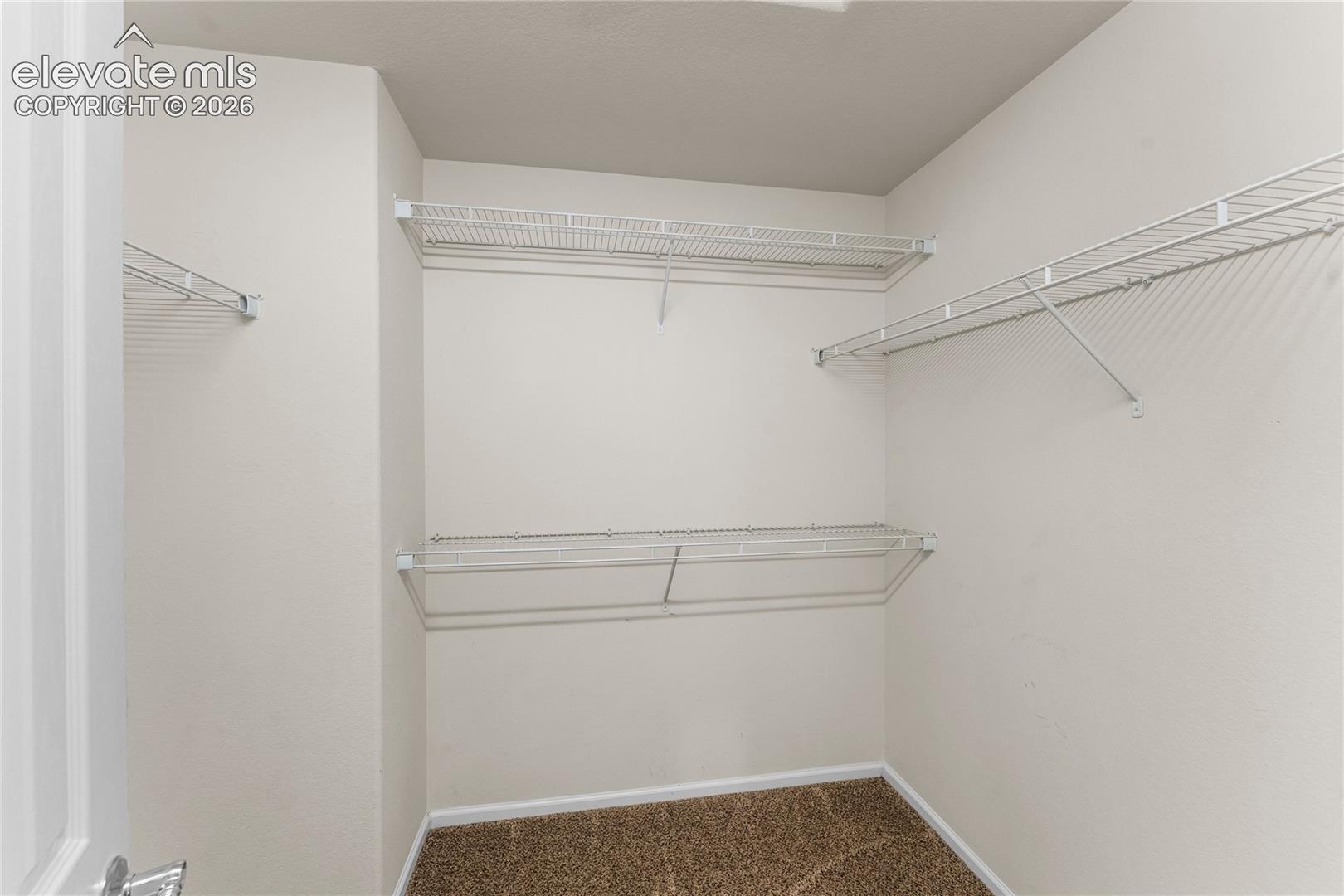 Listing photo 23 for 8140 Elk River View