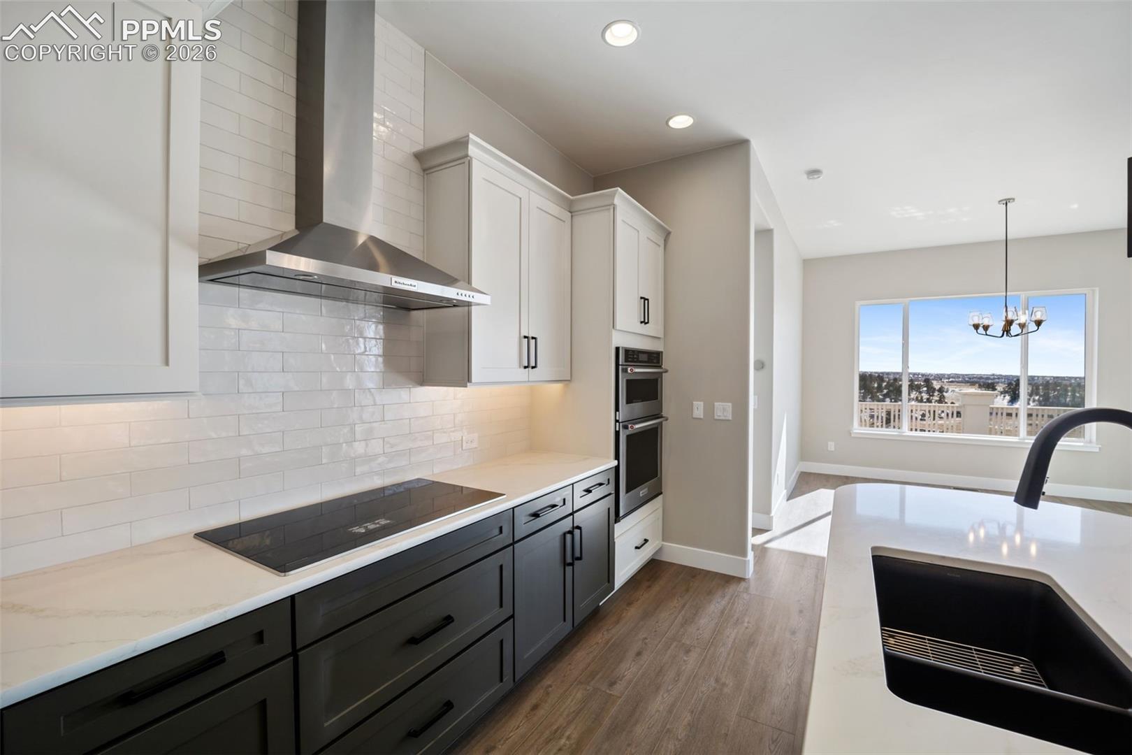 Listing photo 14 for 12323 Mionetto Court