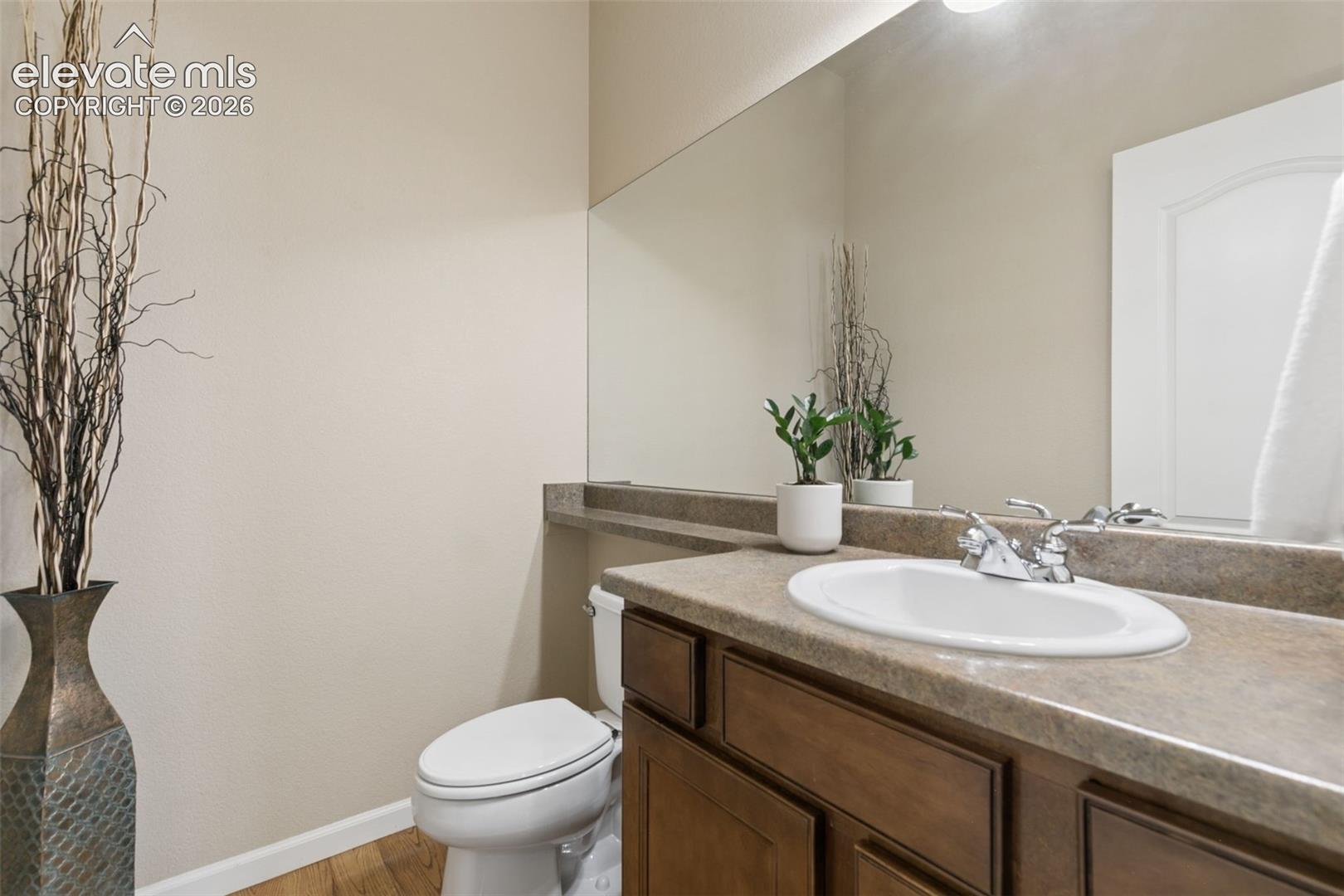 Listing photo 23 for 1420 Symphony Heights