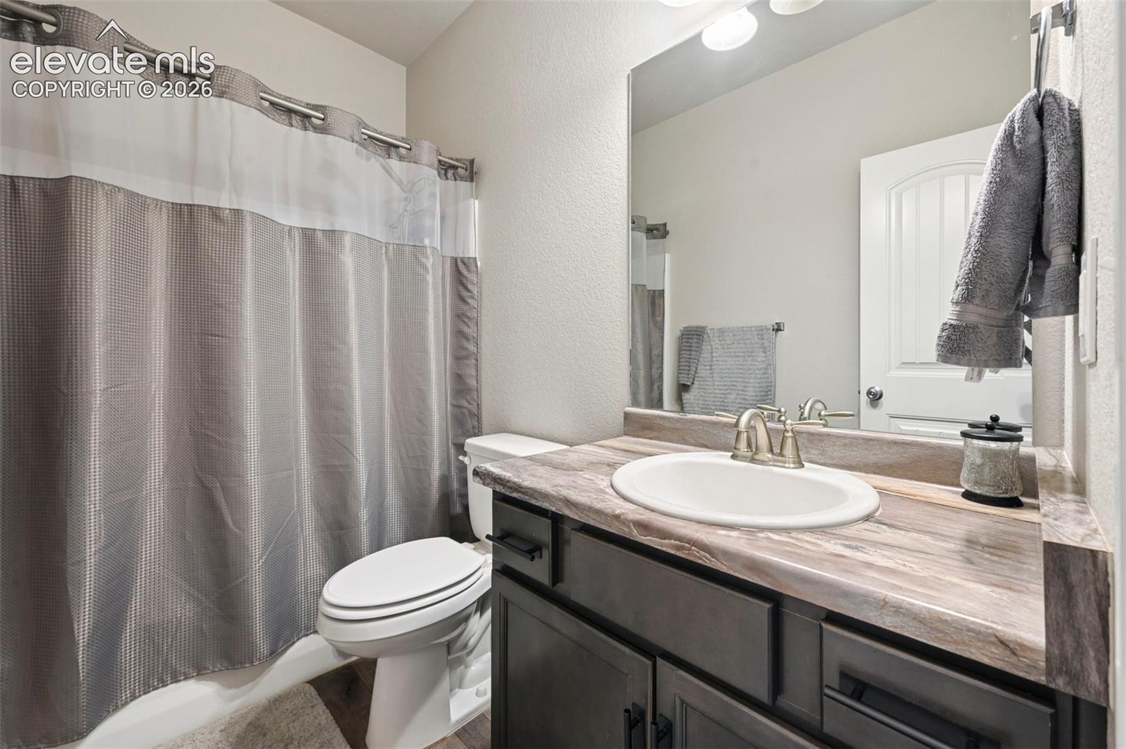 Listing photo 20 for 1114 E Laramie Avenue
