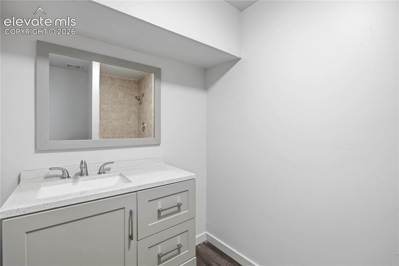 Listing photo 35 for 4571 Sunnyhill Drive