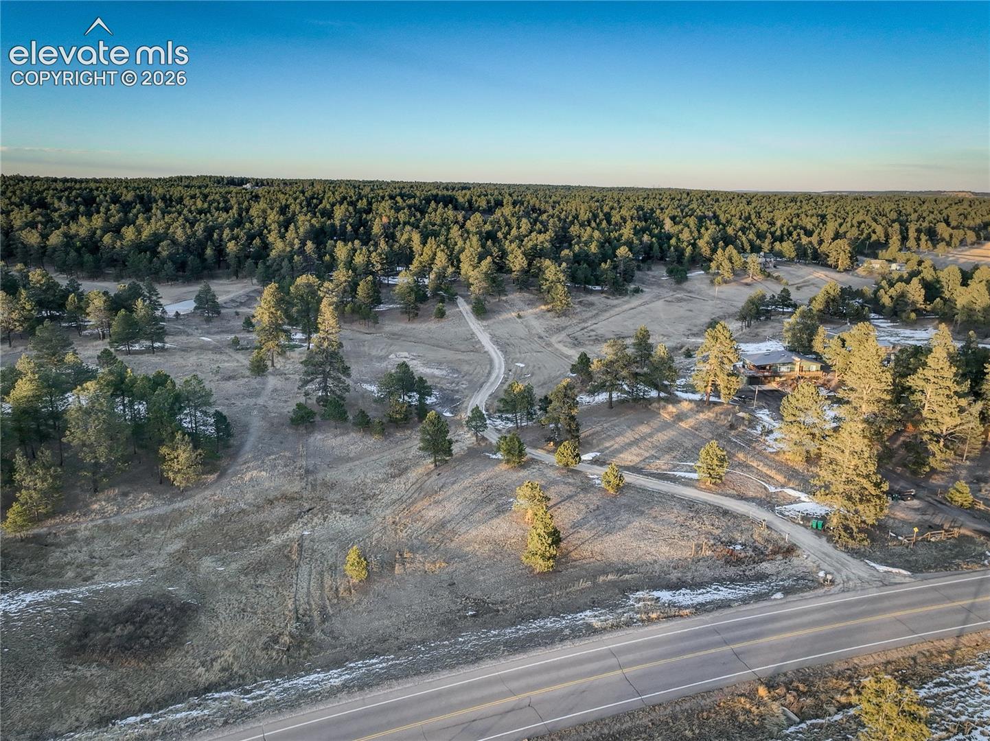 Listing photo 38 for 9920 Hodgen Road