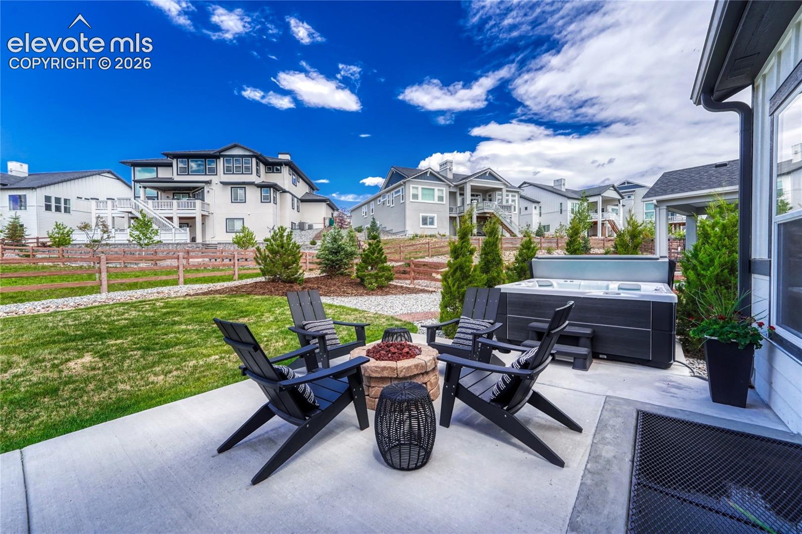 Listing photo 19 for 12366 Mionetto Court