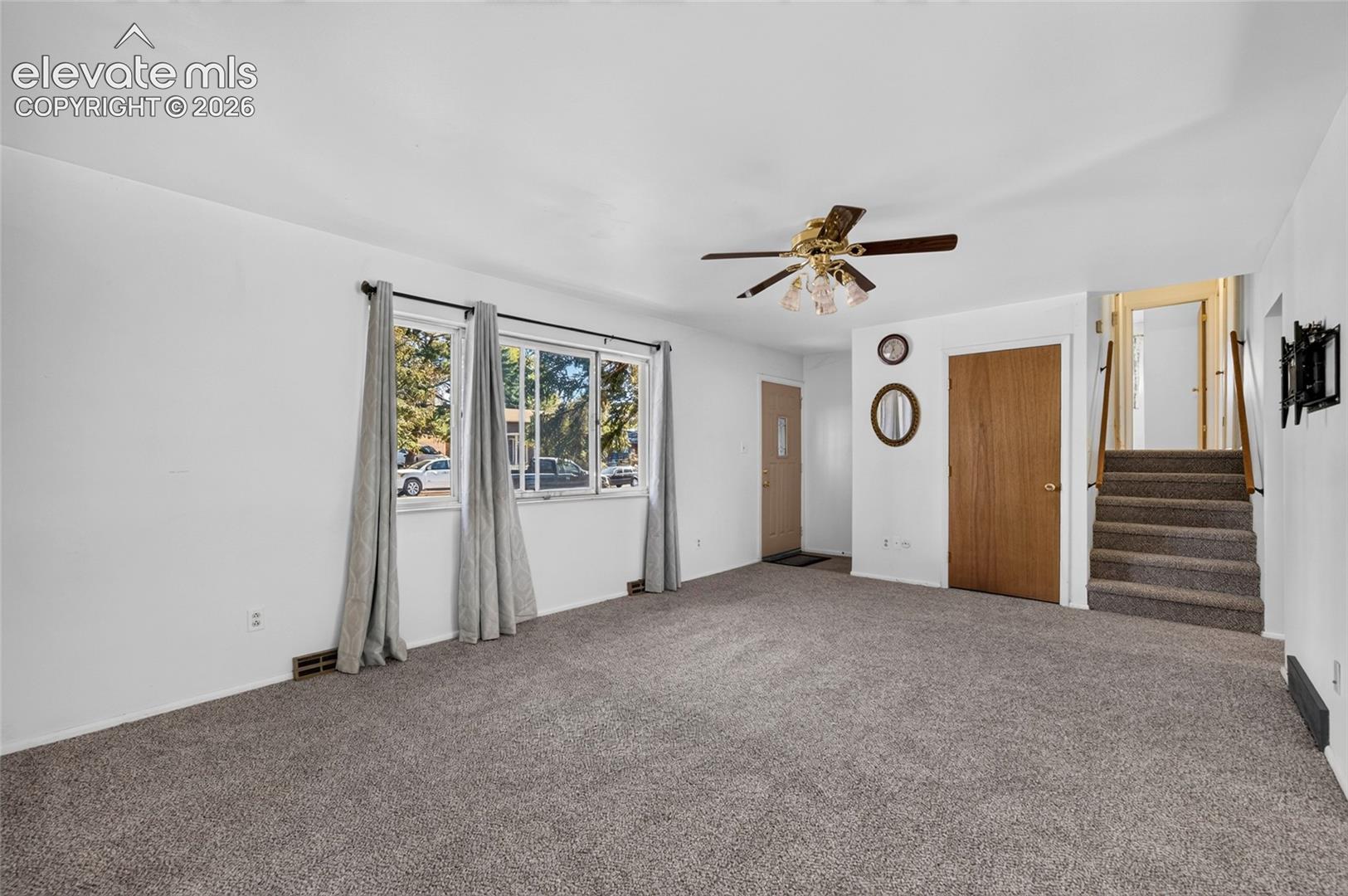 Listing photo 7 for 2014 Wold Avenue