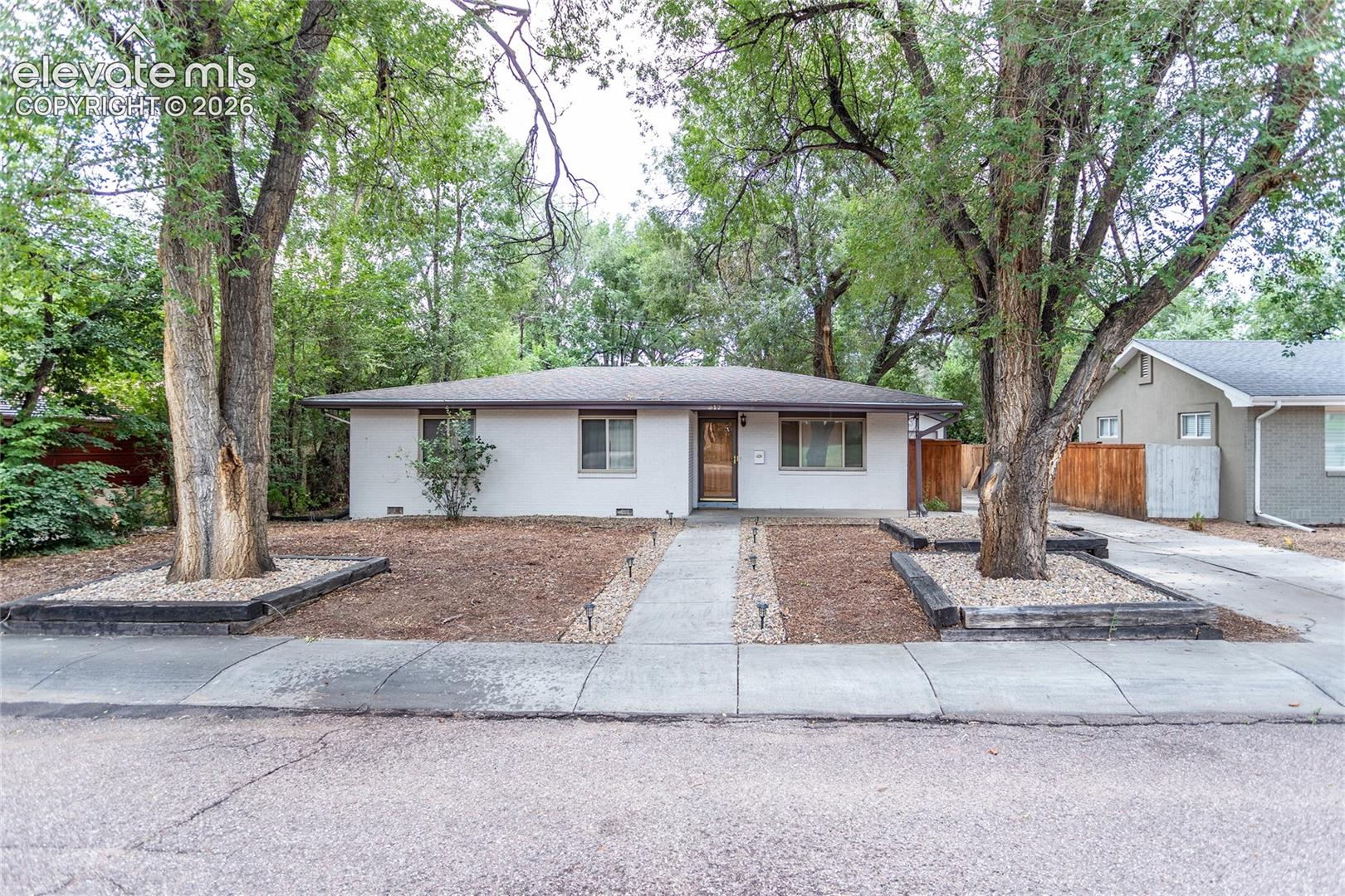 317 LaClede Avenue