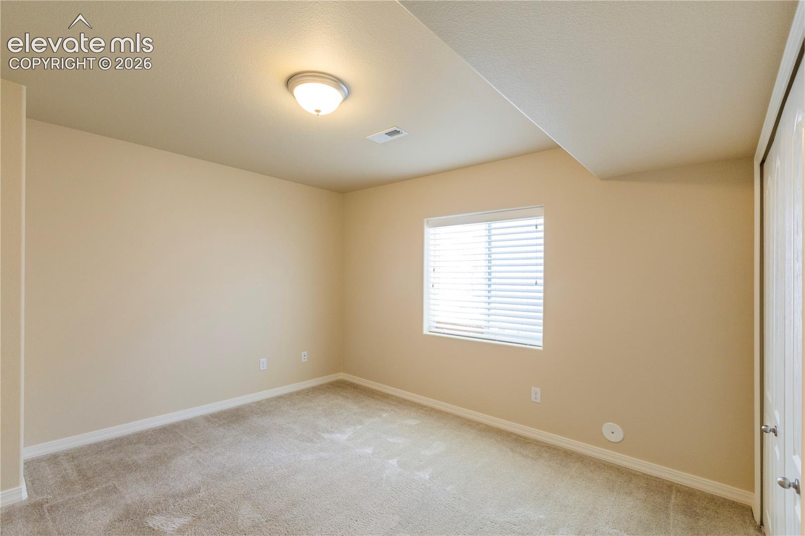 Listing photo 31 for 10614 Mt Emerald Drive