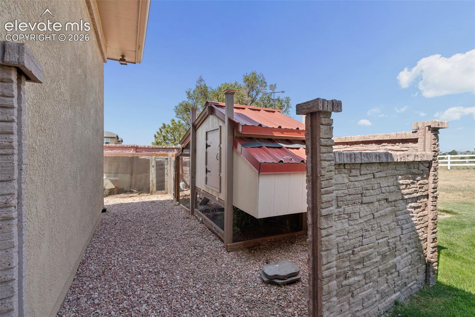 Listing photo 47 for 7170 Silver Ponds Heights