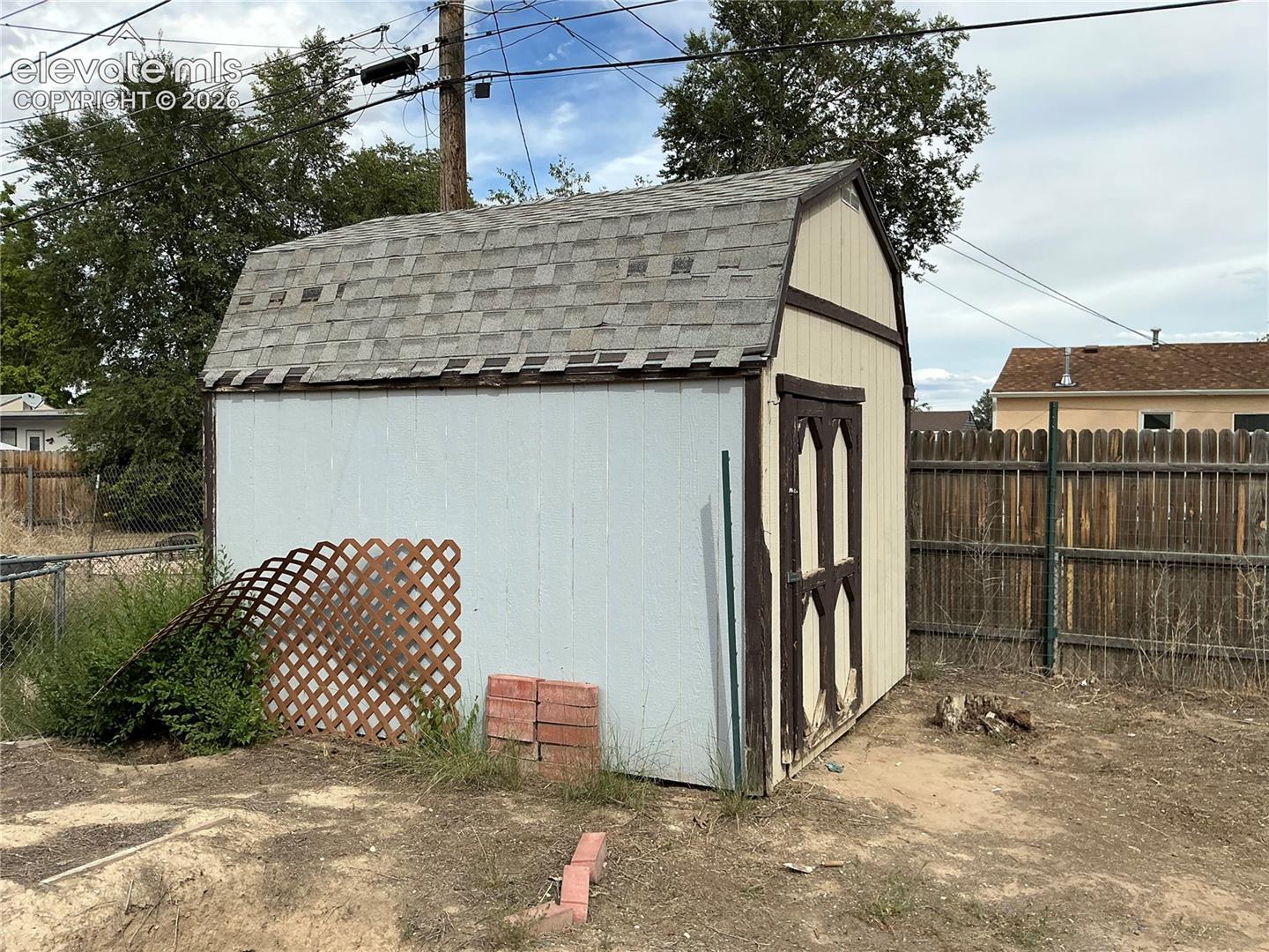 Listing photo 4 for 1714 Quillian Avenue