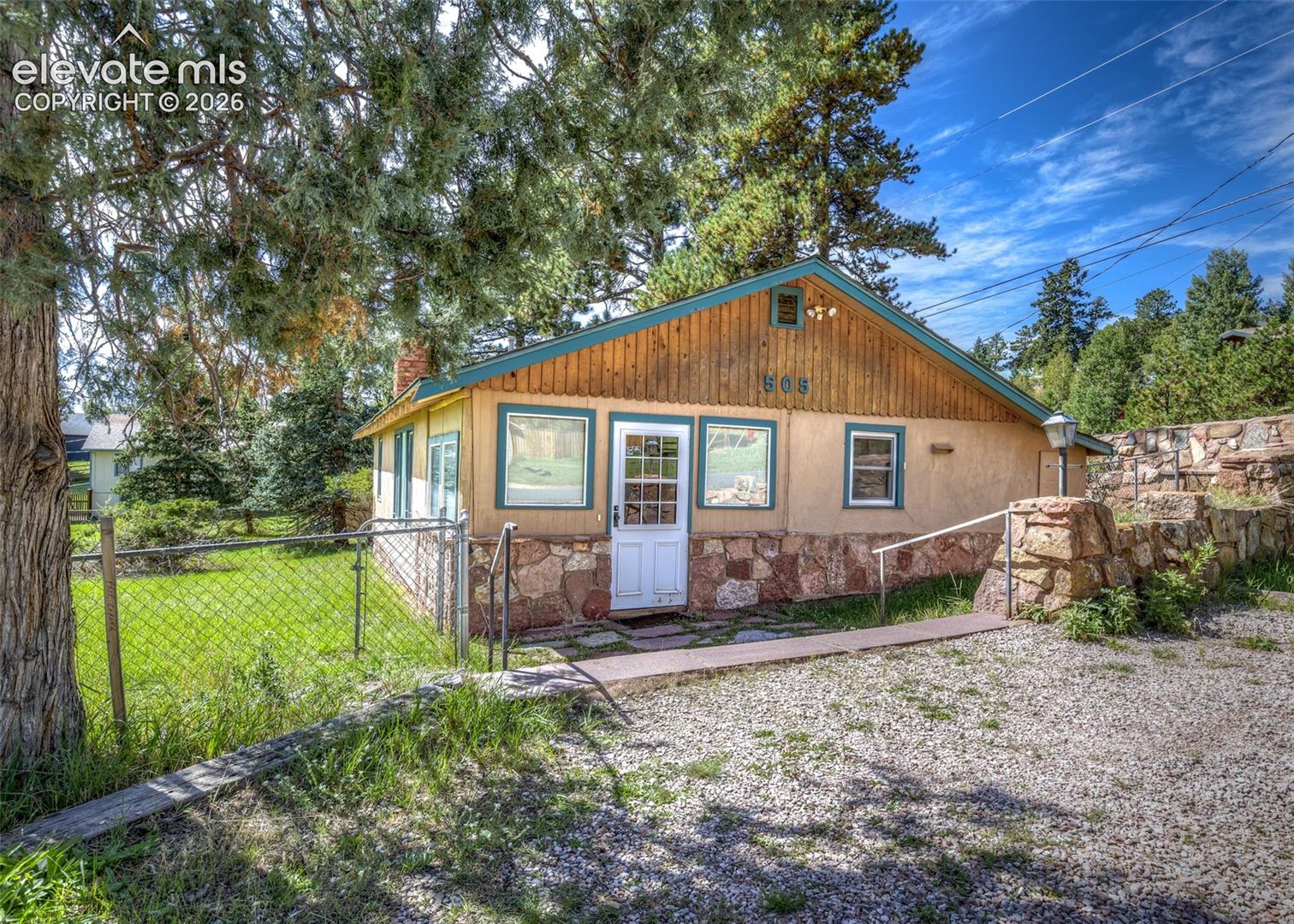 505 Gunnison Avenue, photo 29