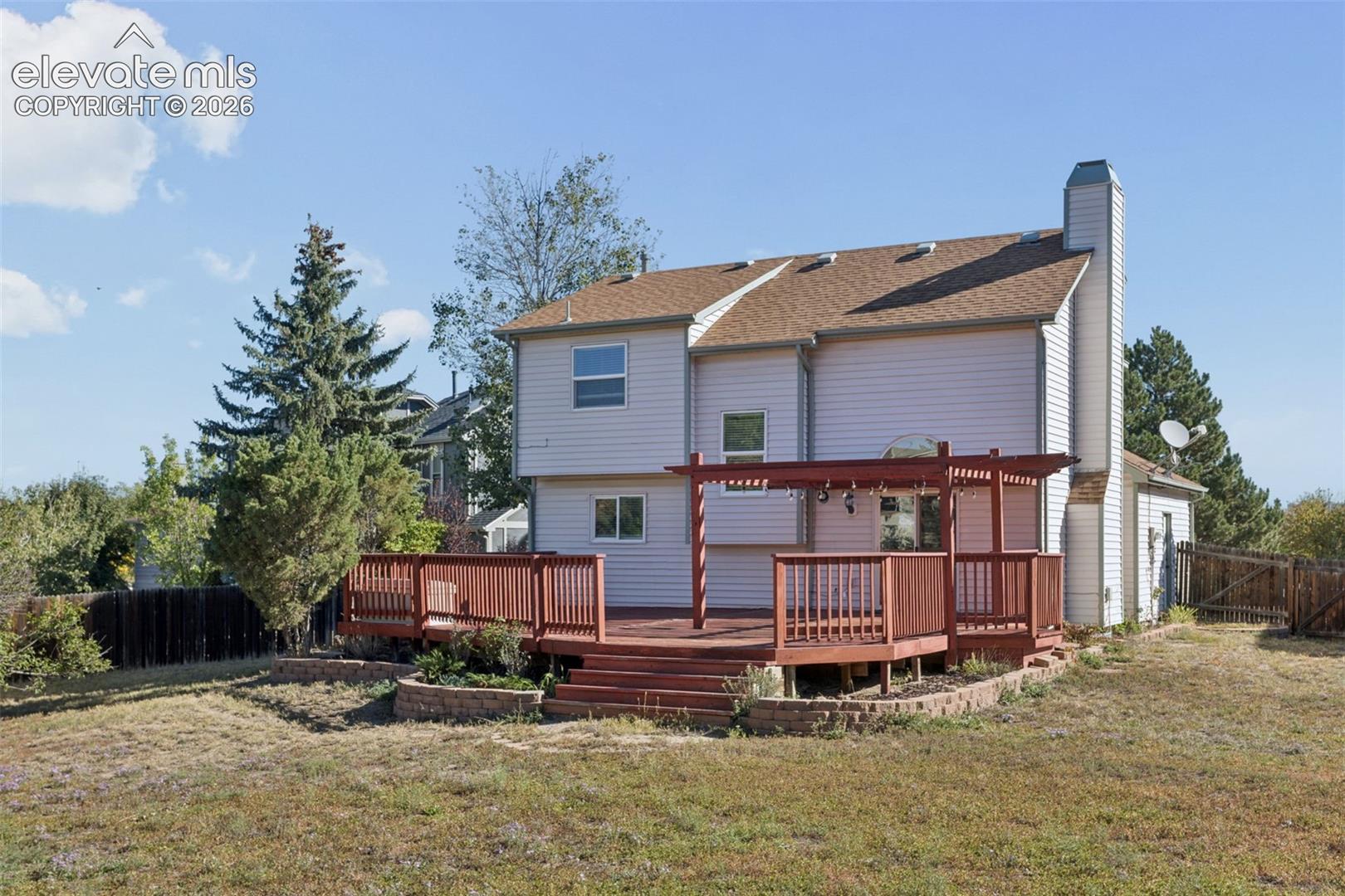 Listing photo 34 for 6420 Stonehedge Drive