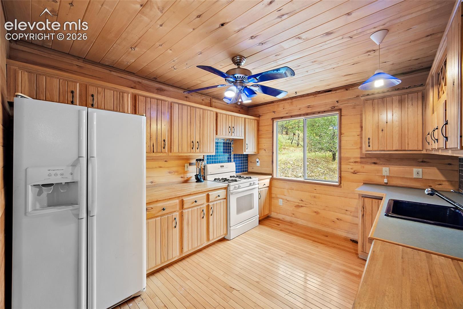 Listing photo 26 for 161 County Road 329 #A