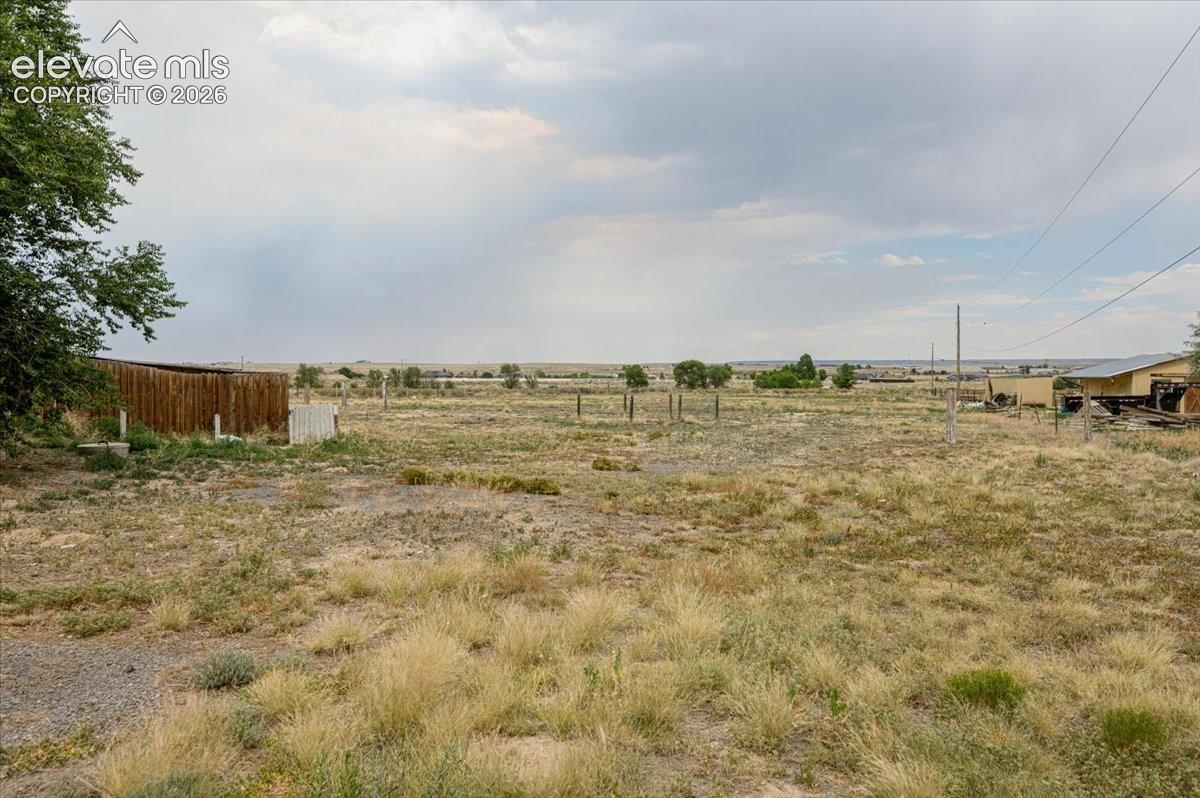 Listing photo 43 for 544 N Raymont Drive