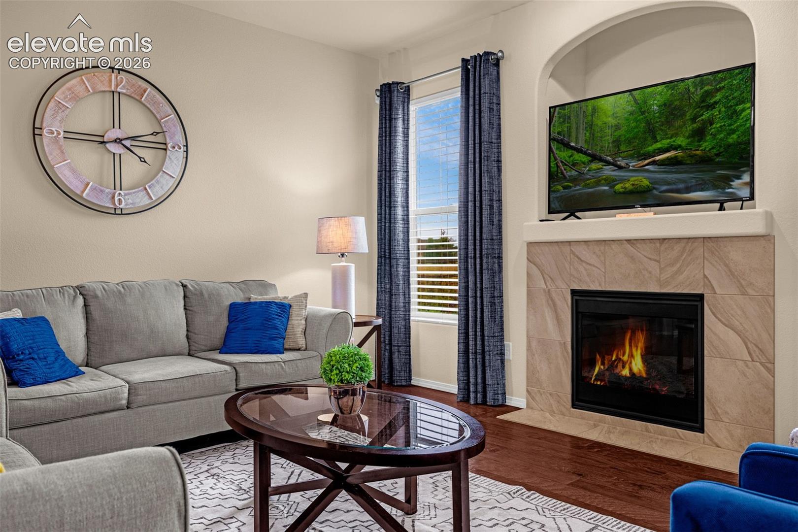 Listing photo 13 for 10638 Mt Emerald Drive