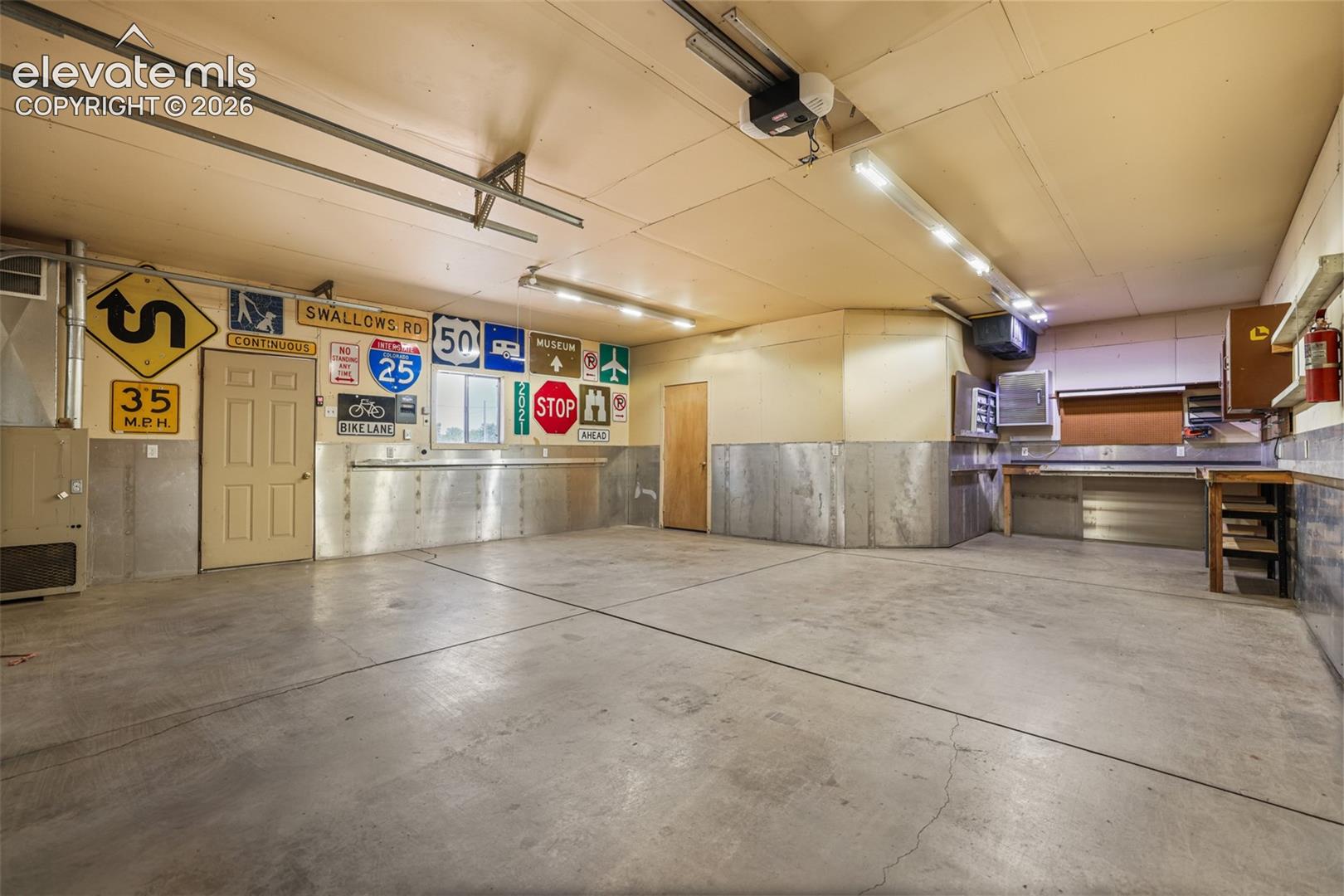 Listing photo 30 for 2021 Zinno Boulevard