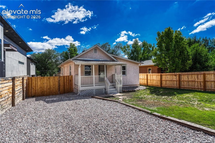 1027 Race Street — listing photo