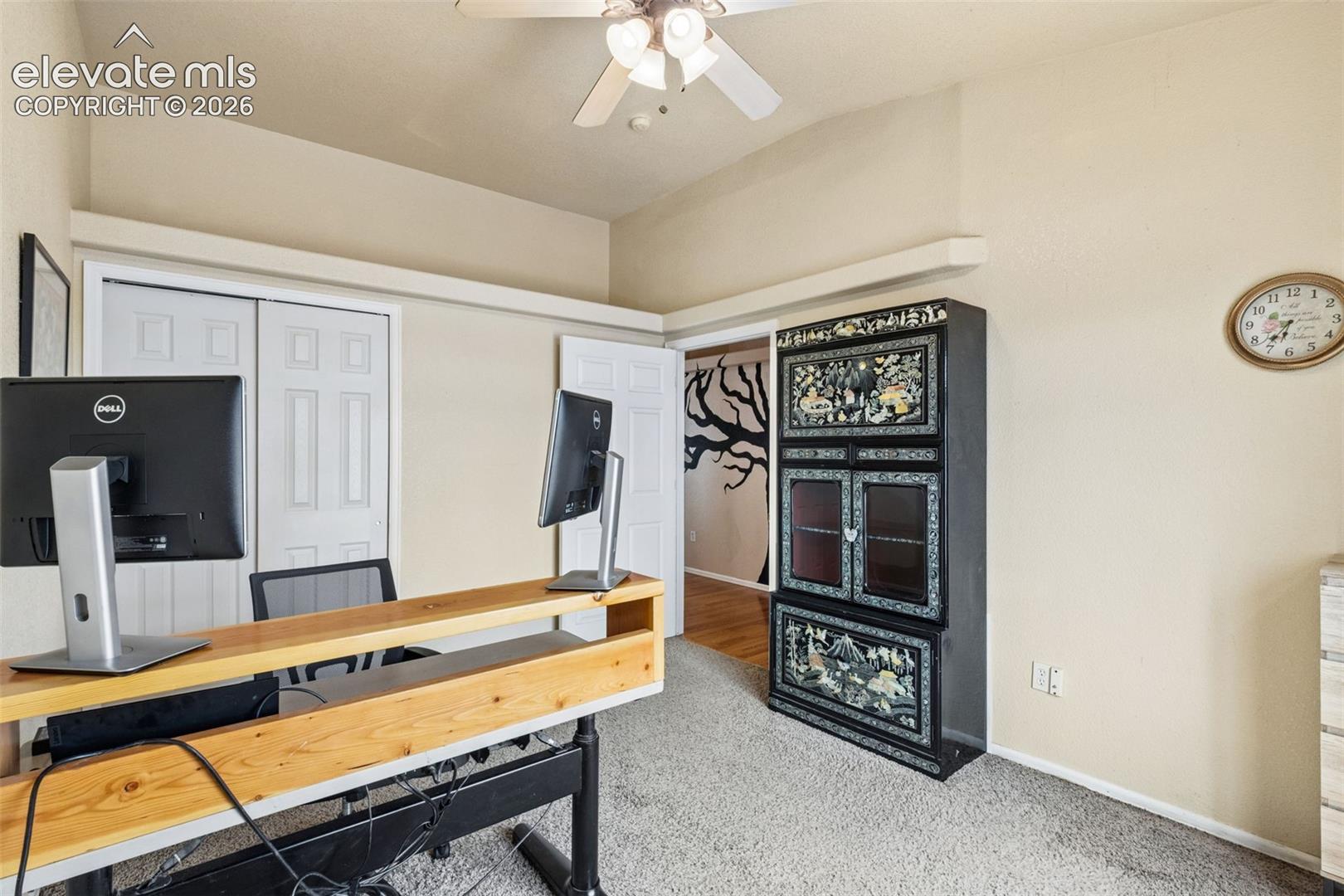 Listing photo 17 for 703 N Canvas Drive