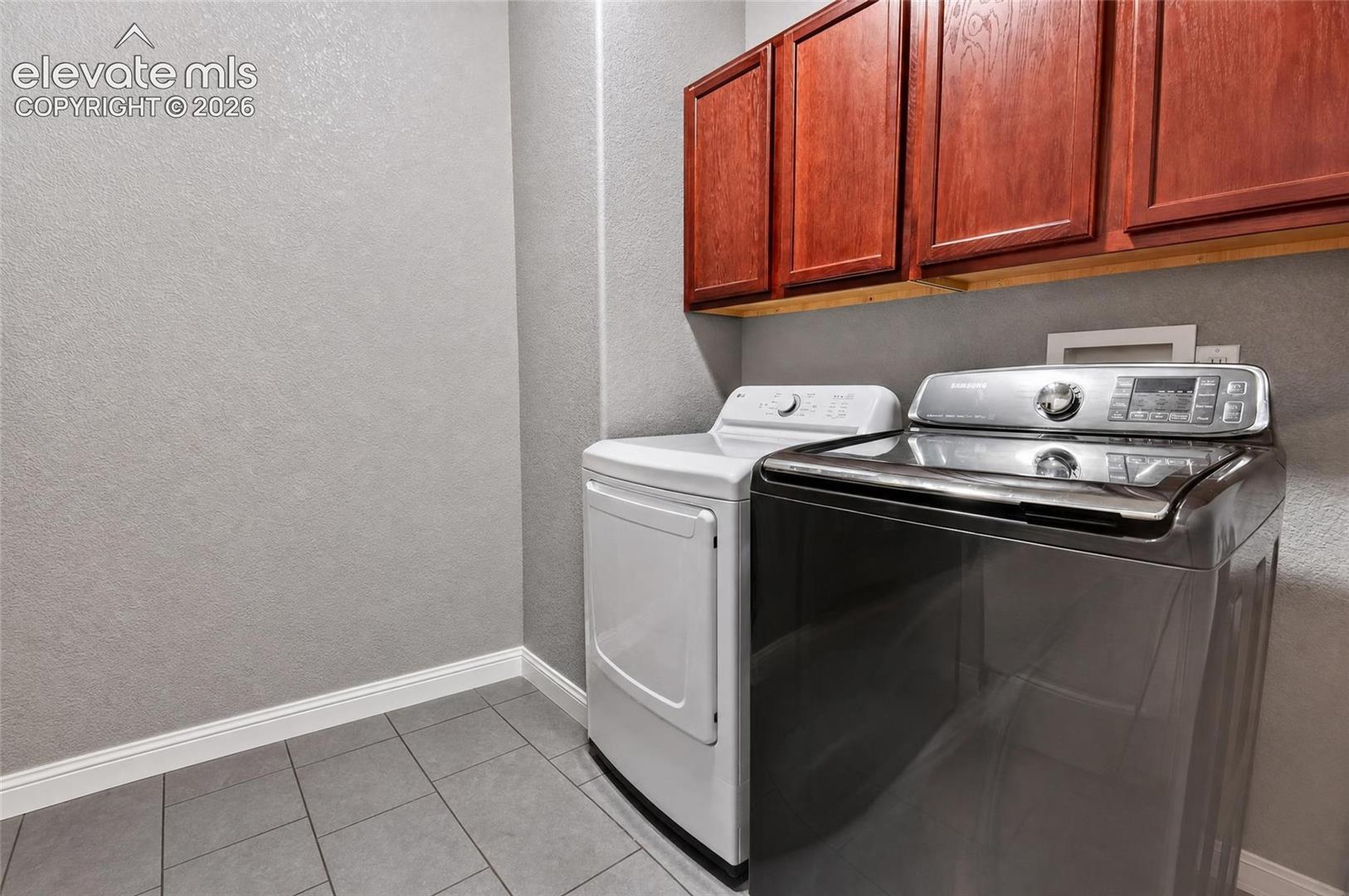 Listing photo 29 for 1615 28th Lane