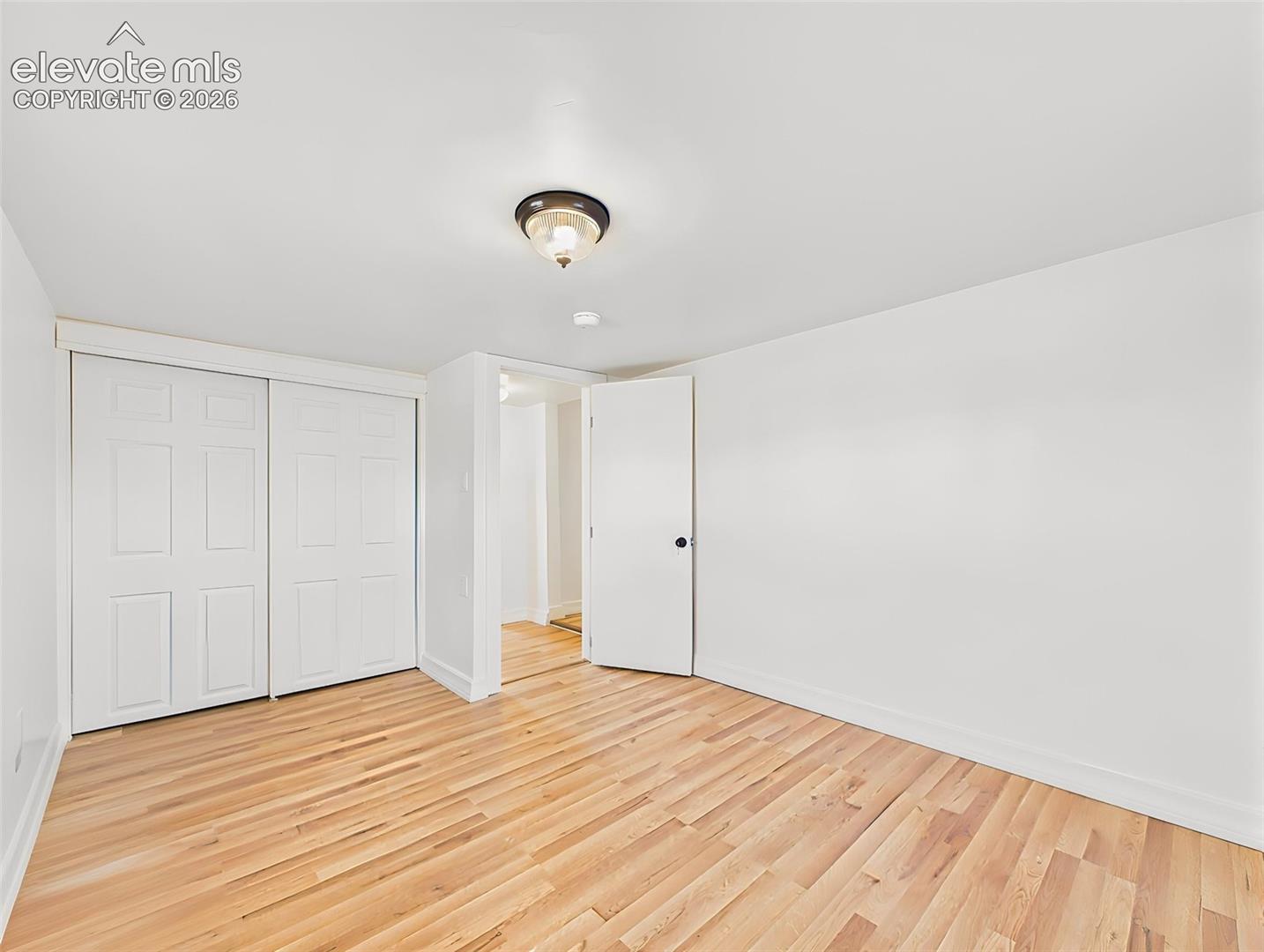 Listing photo 32 for 23015 Murphy Road