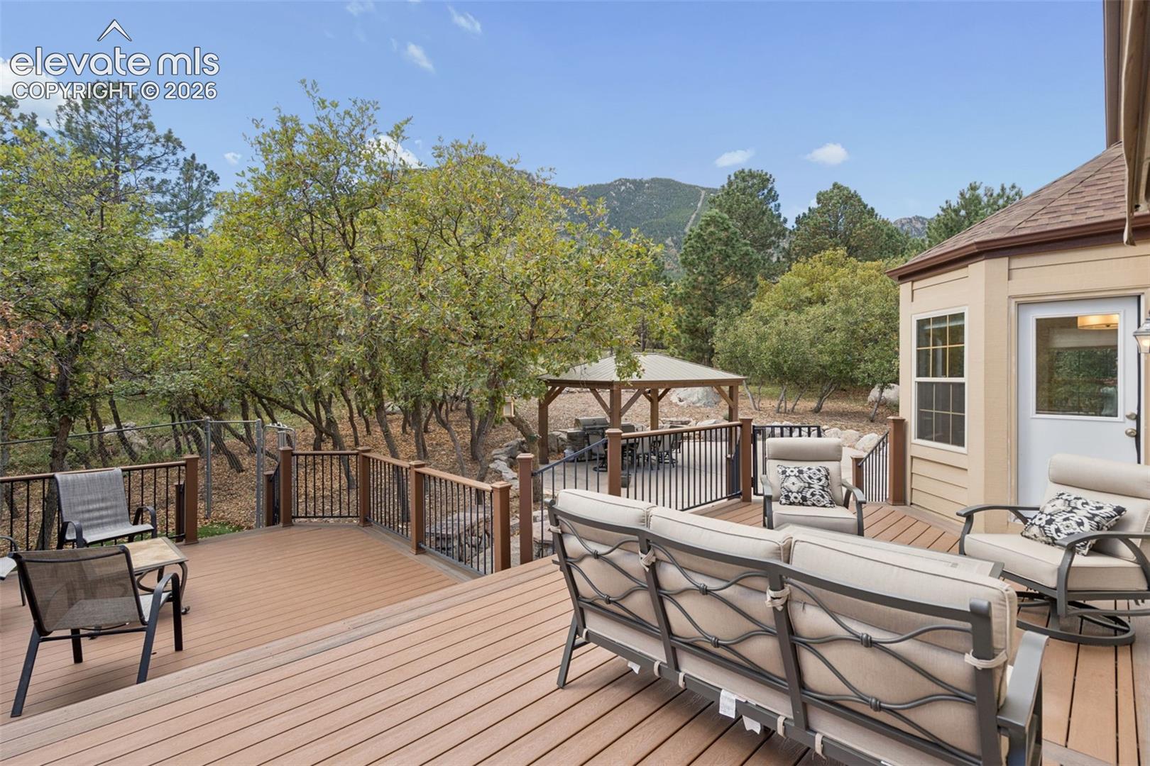 Listing photo 45 for 5830 Broadmoor Bluffs Drive