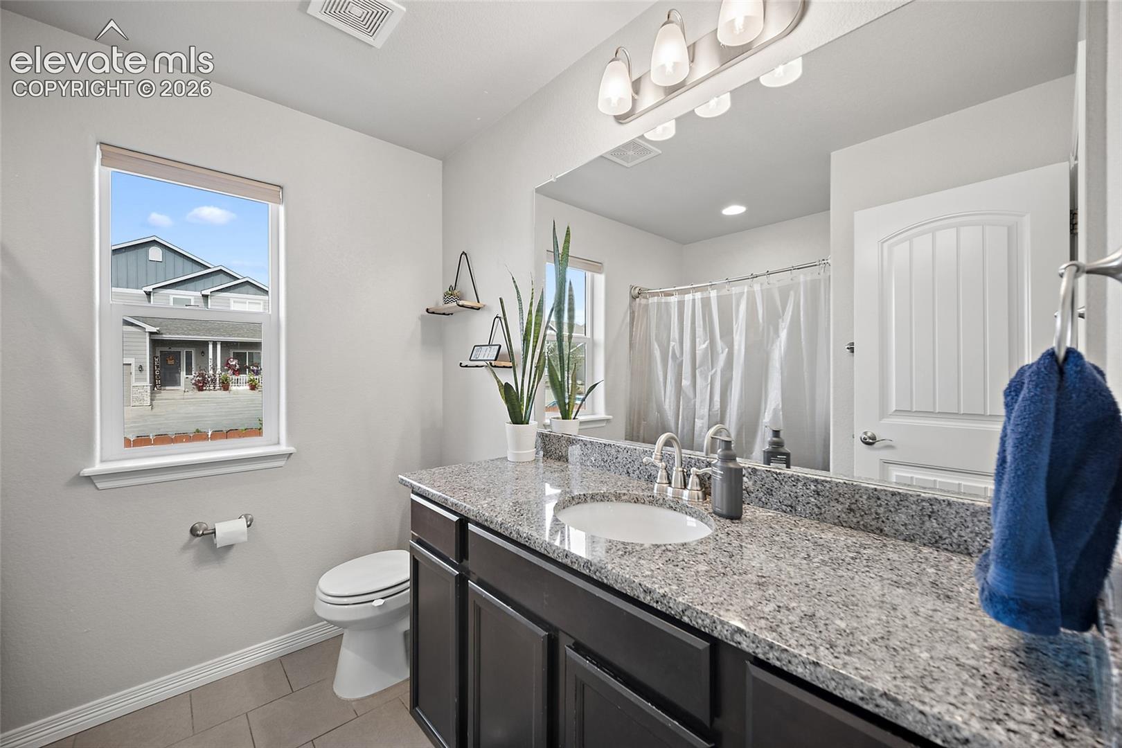 Listing photo 17 for 9790 Vistas Park Drive