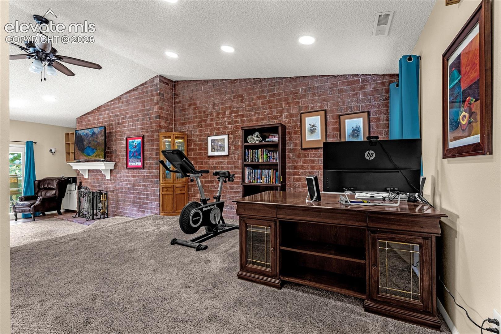 Listing photo 8 for 1660 Deer Creek Road