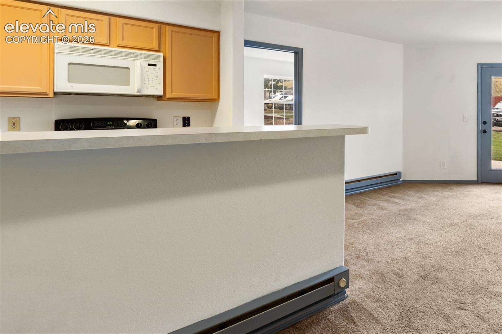 Listing photo 8 for 120 WHALEN Avenue 25 BLDG 1