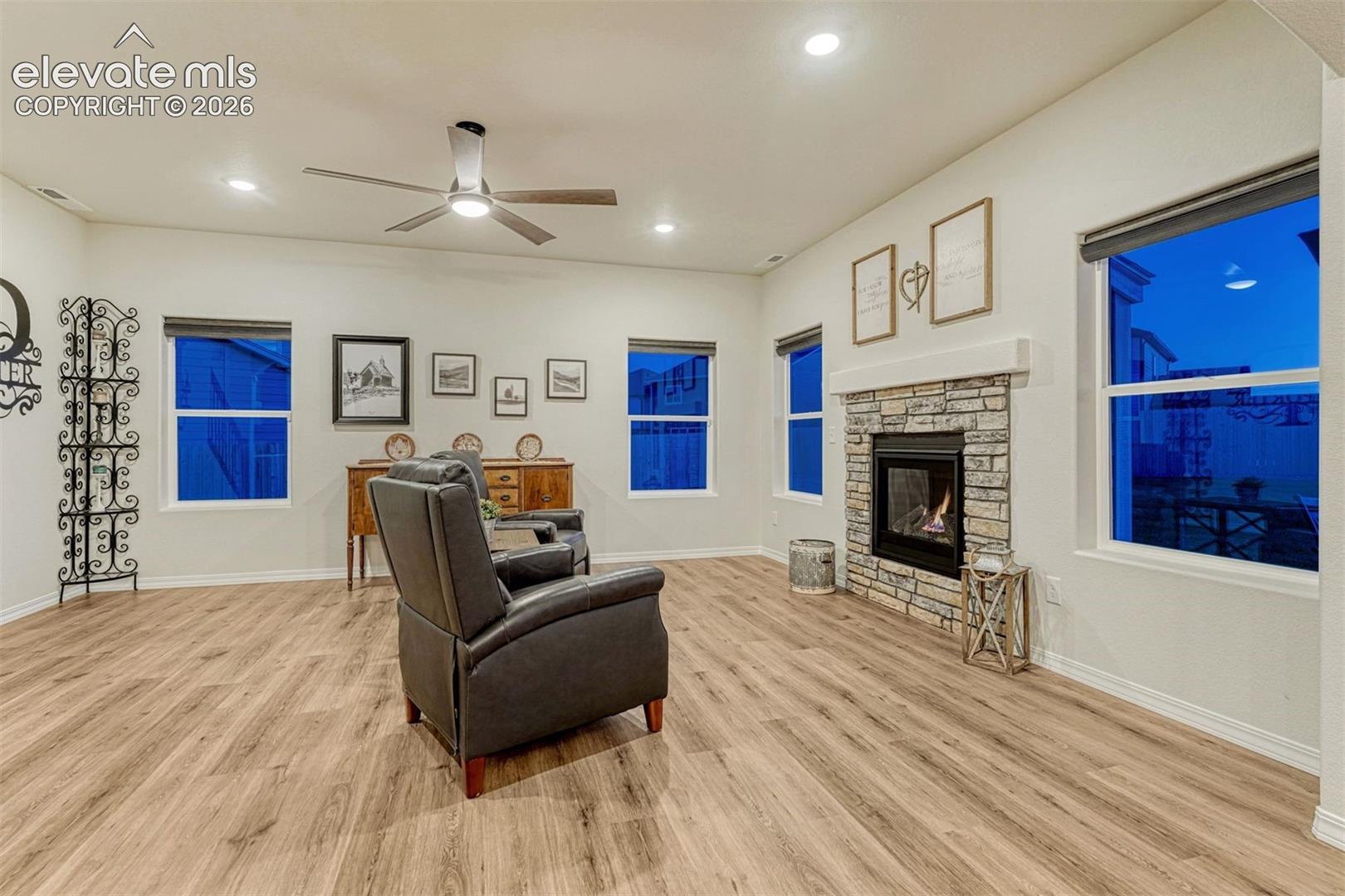 Listing photo 15 for 8268 Sophia Lane