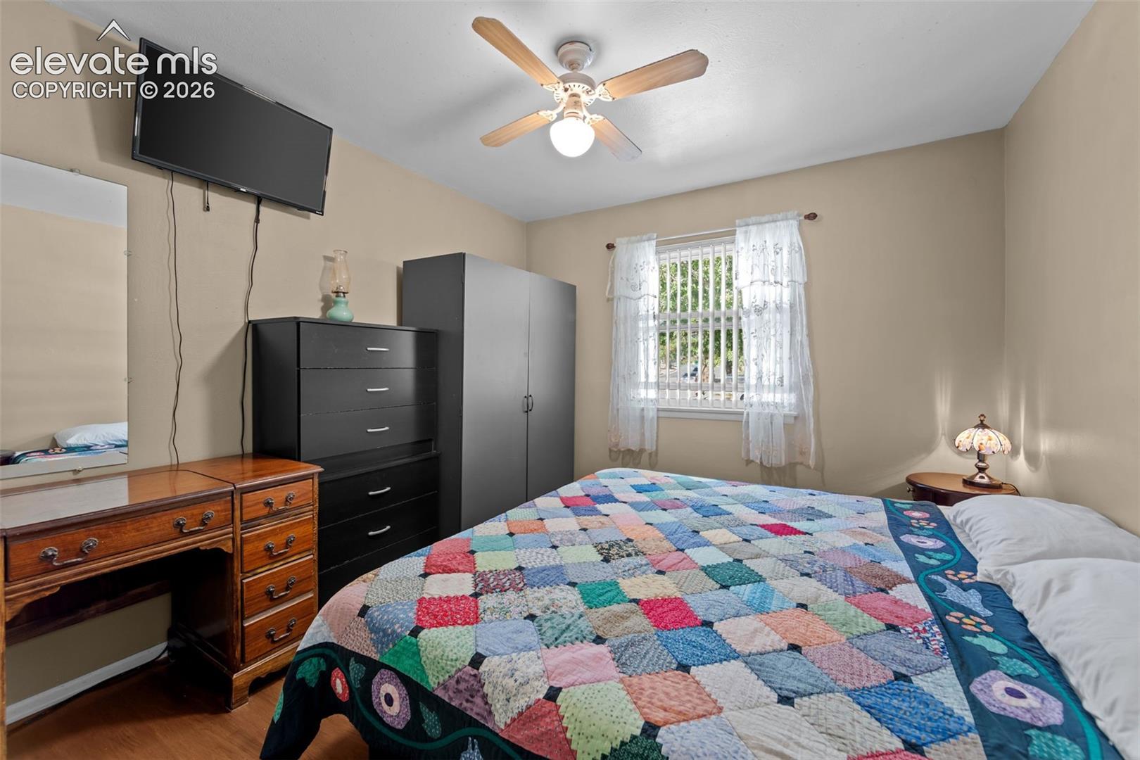 Listing photo 14 for 2227 Saranac Drive