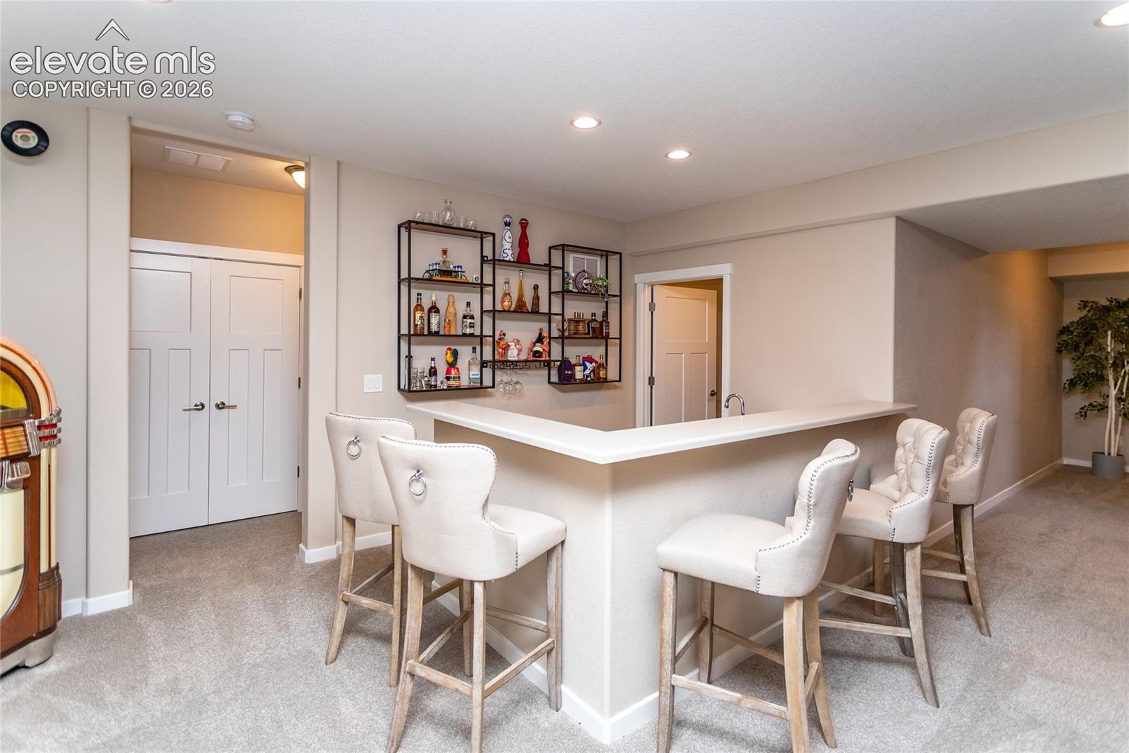 Listing photo 19 for 6340 Harney Drive