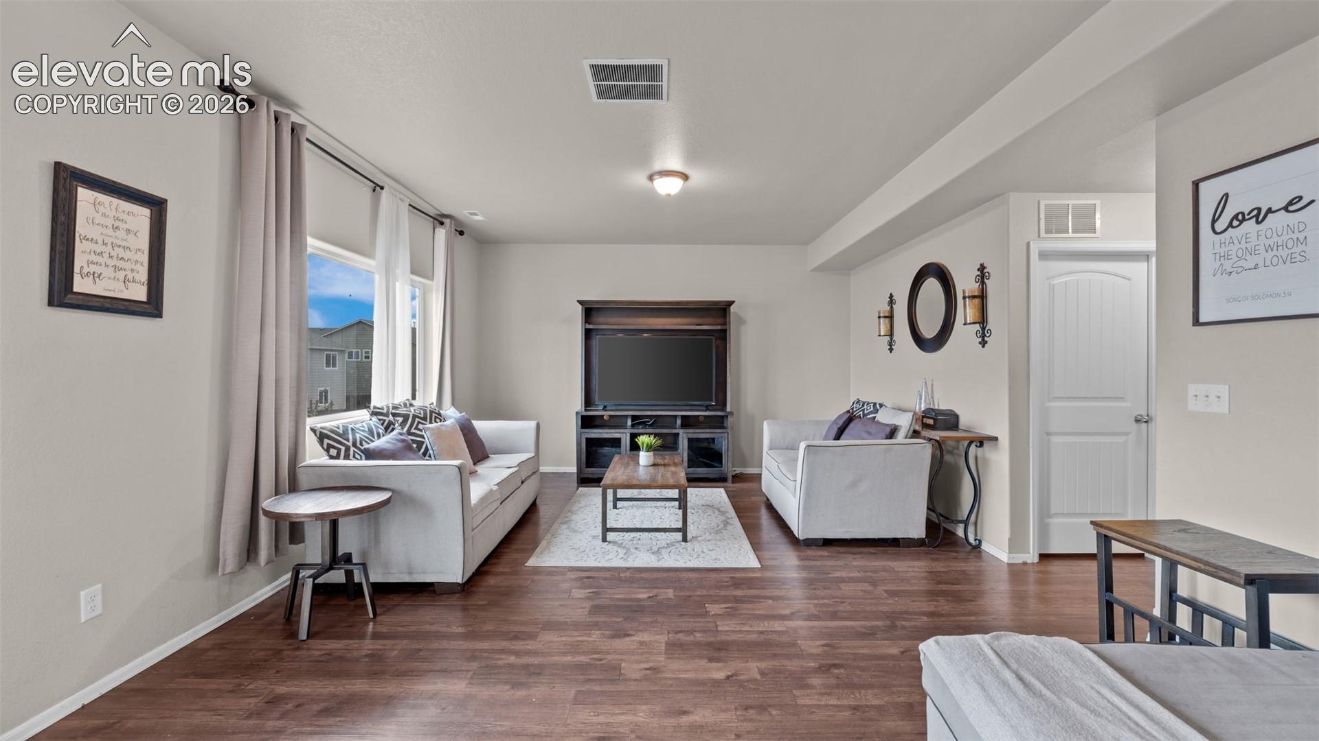 Listing photo 12 for 9774 Desert Lily Circle